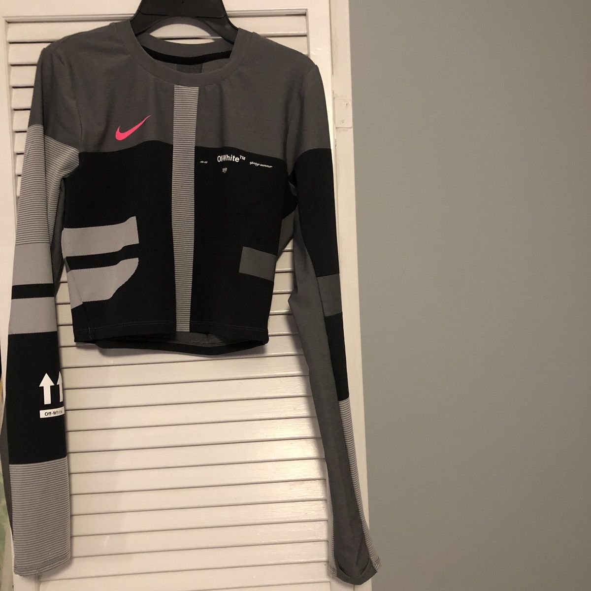 Nike off white womens set best sale