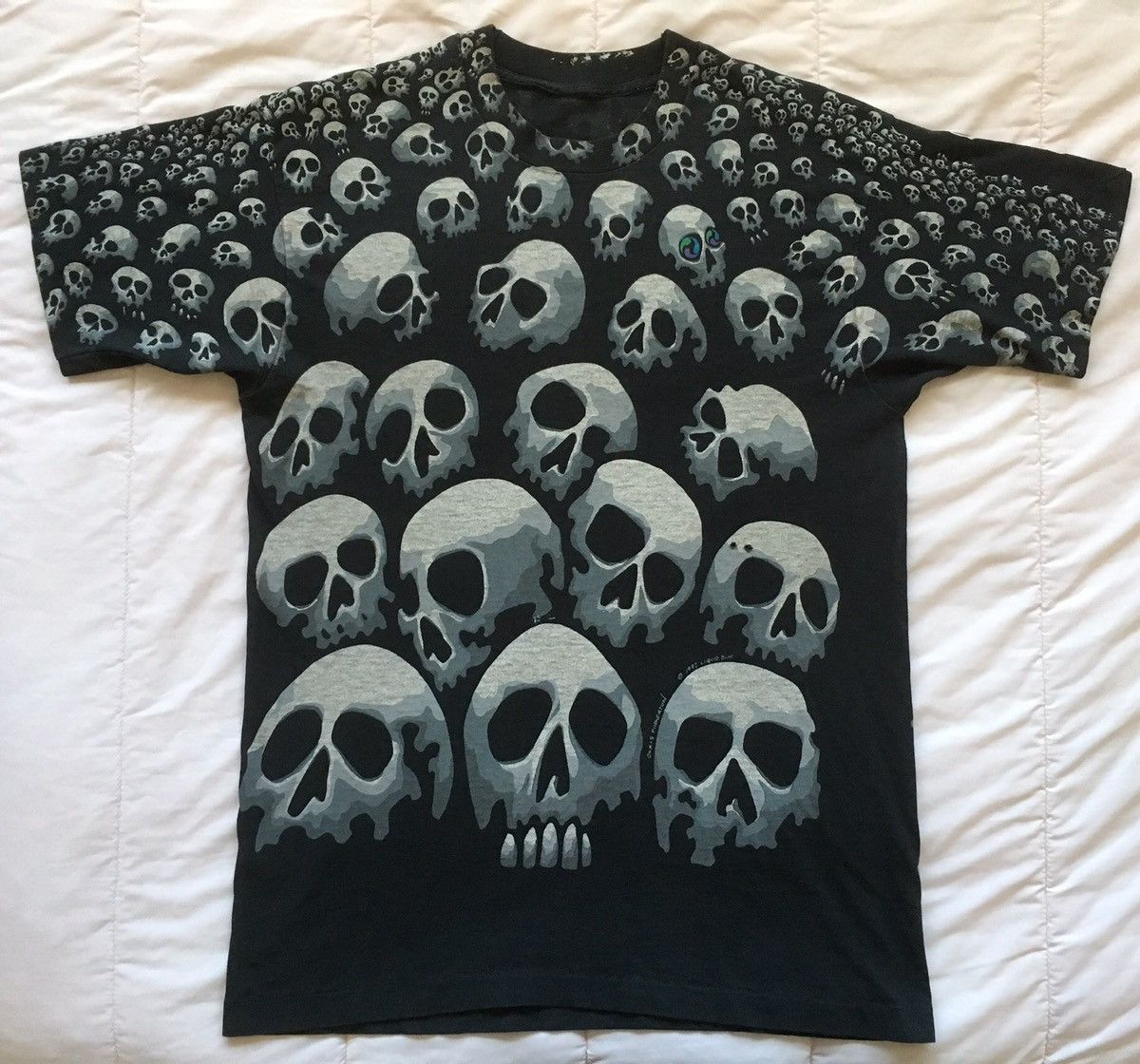Vintage Liquid Blue Skull Pile Shirt 1992 vintage 90s Travis Scott