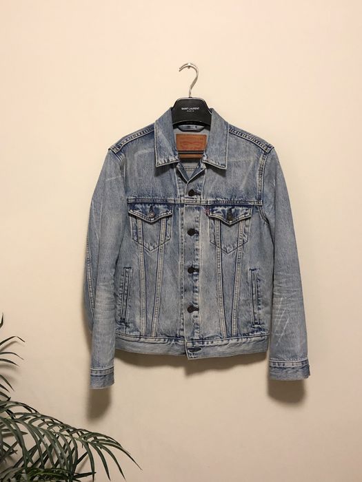 Levis rolled hot sale up dollar