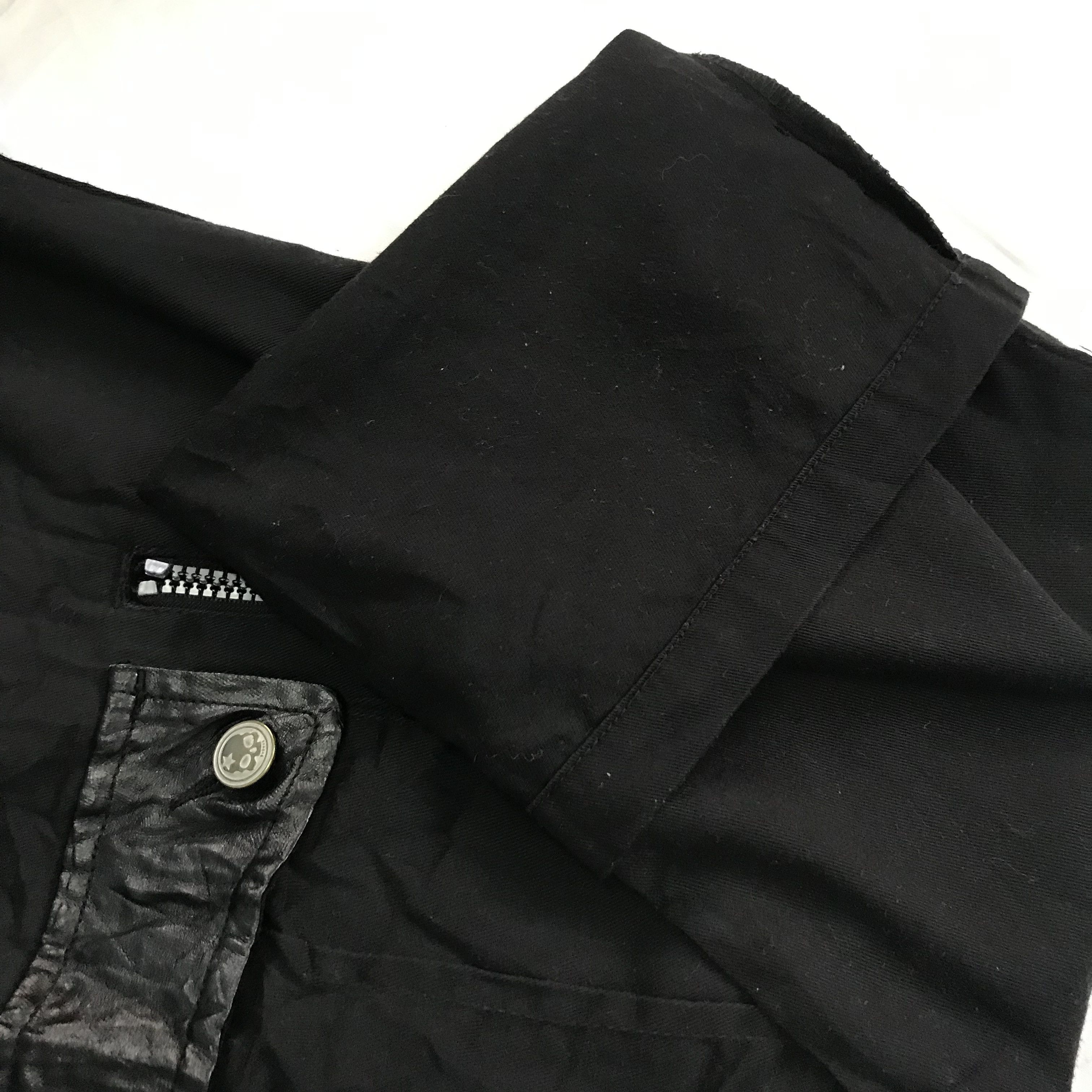 Japanese Brand × Tsumori Chisato 🔥NEEDGONETODAY🔥BATSU Studios Skull Multi pocket Cargopant Size US 29 - 14 Thumbnail