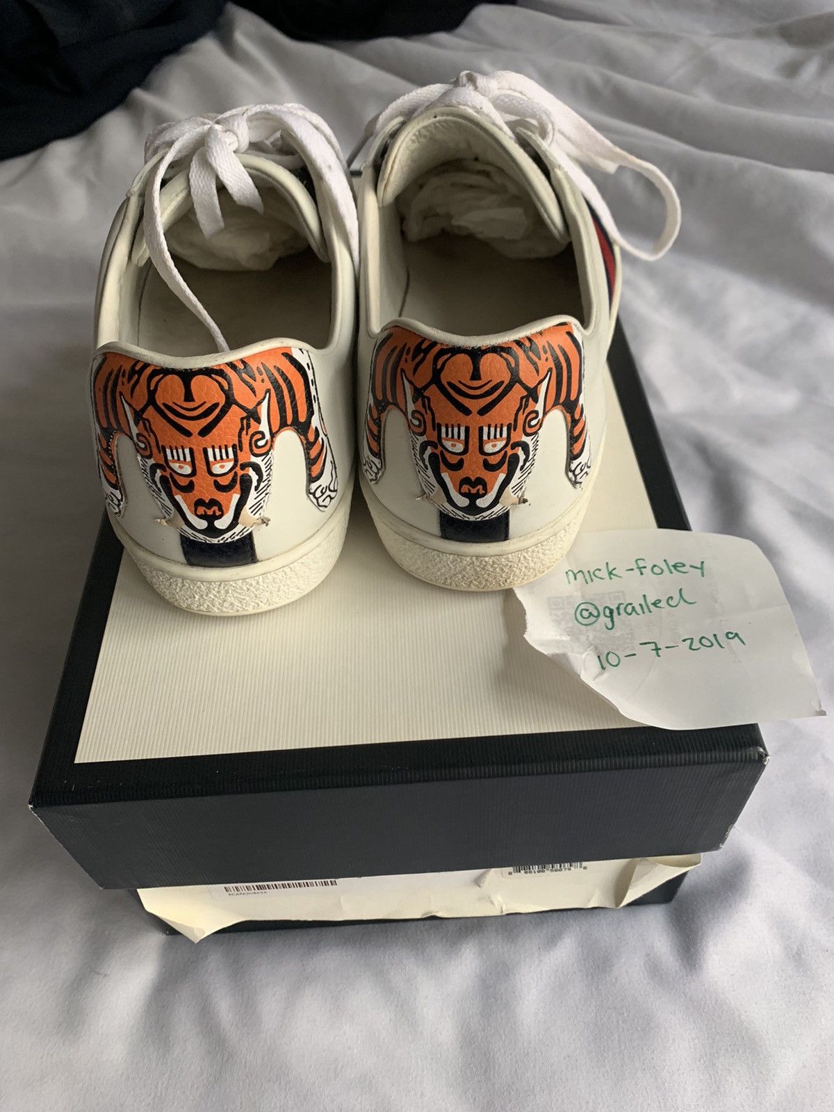GUCCI occupare SNEAKER AUTHENTIC TIGER PATCH