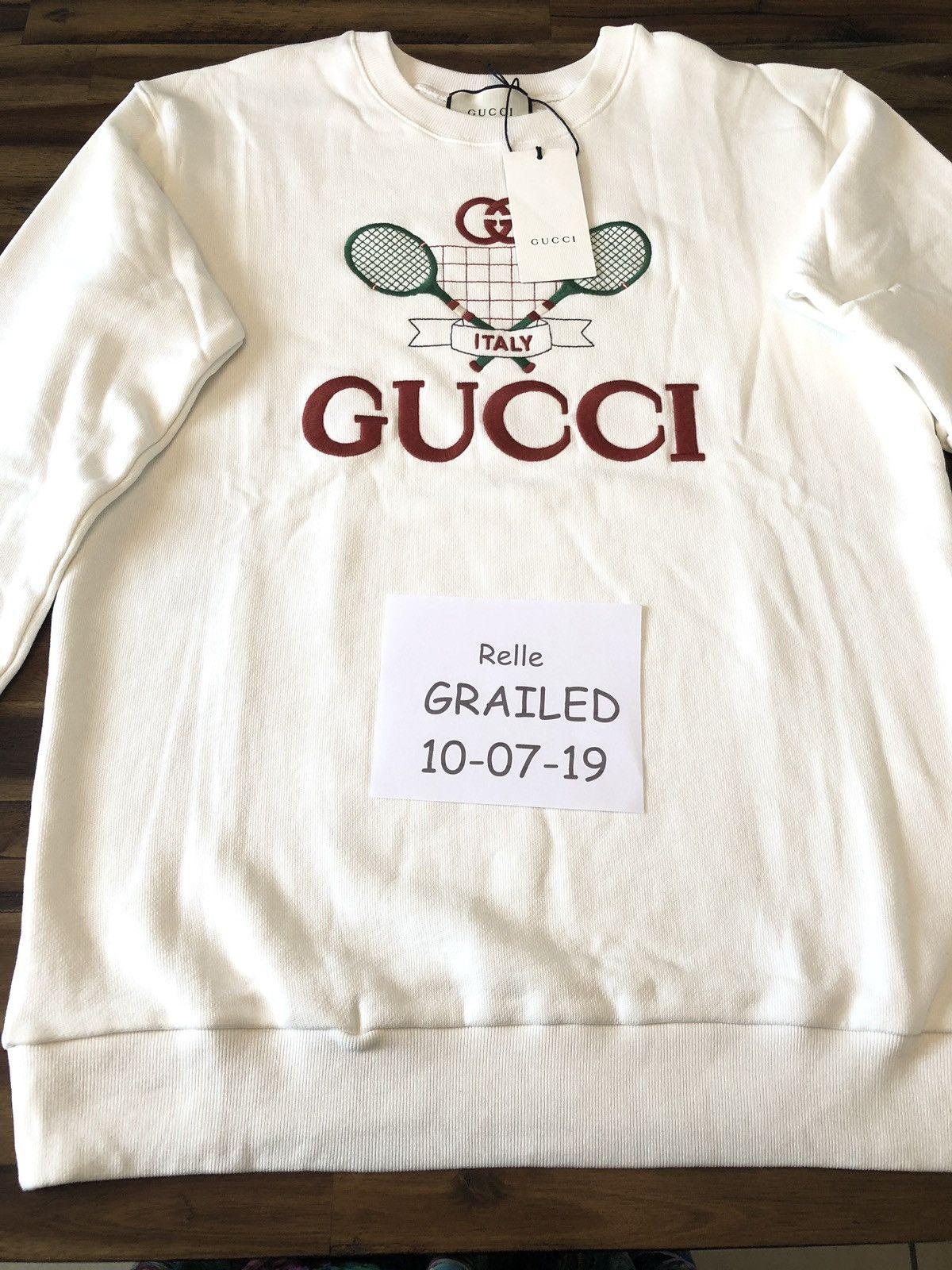 Oversize sweatshirt with gucci tennis hotsell