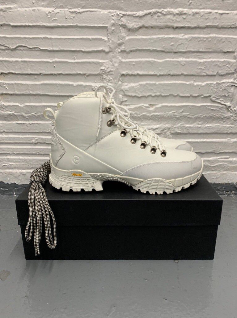 Alyx NIB ALYX x ROA White Leather Hiking Boots Size 44, US 10.5 | Grailed