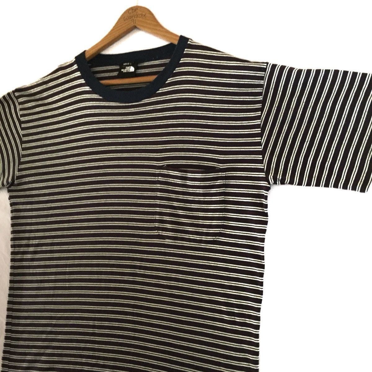 The North Face The North Face Striped Color Tee Single Pocket Size US L / EU 52-54 / 3 - 3 Thumbnail