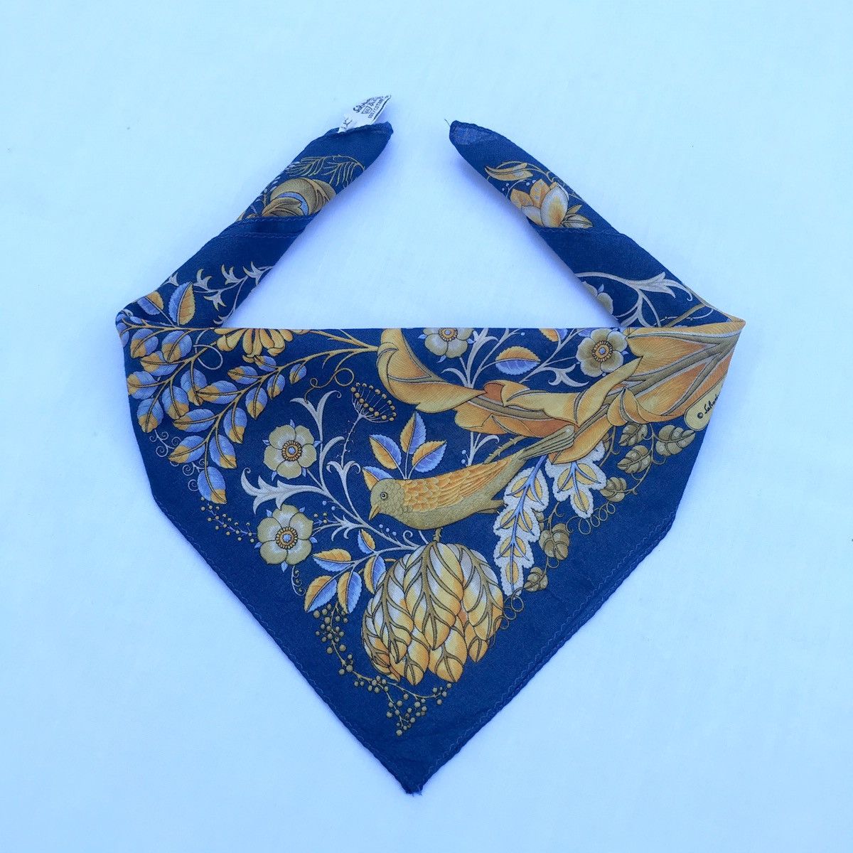 SALVATORE FERRAGAMO handkerchief bandana fashion style
