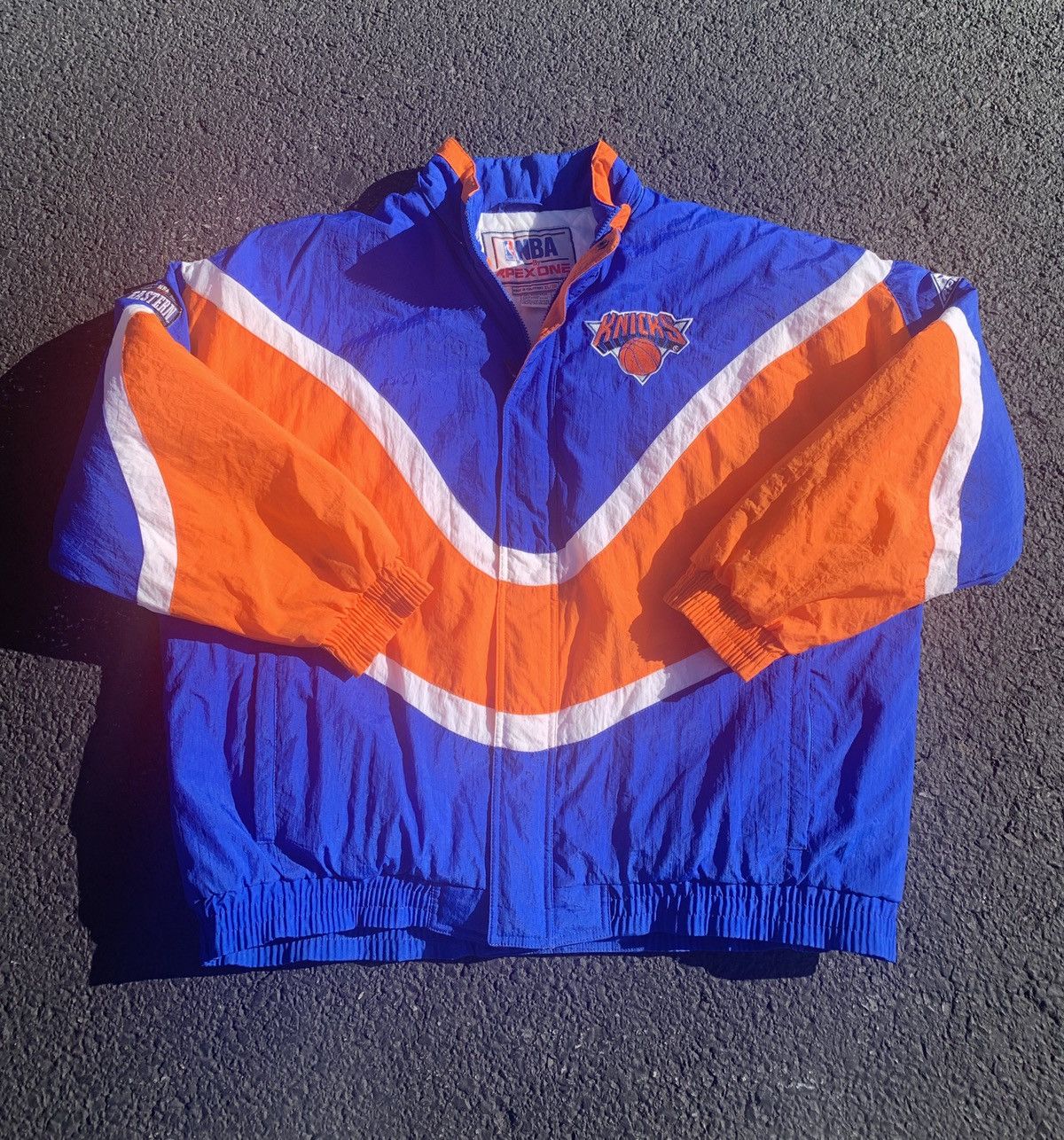 Vintage Vintage 90's Apex One NBA New York Knicks Puffer Coat