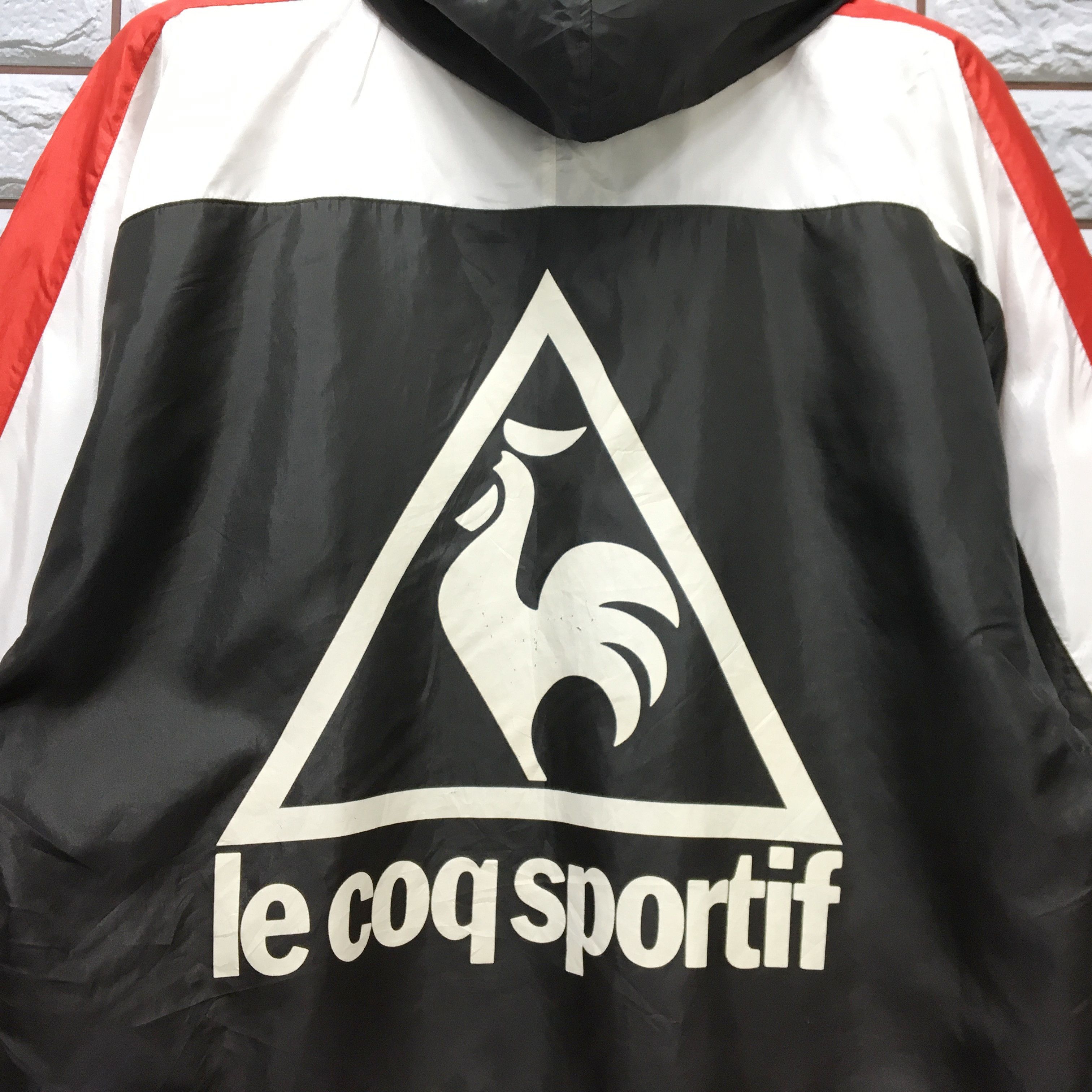 Vintage Vintage 90s Le Coq Sportif Windbreaker Hoodie Jacket Size L Size US L / EU 52-54 / 3 - 8 Thumbnail