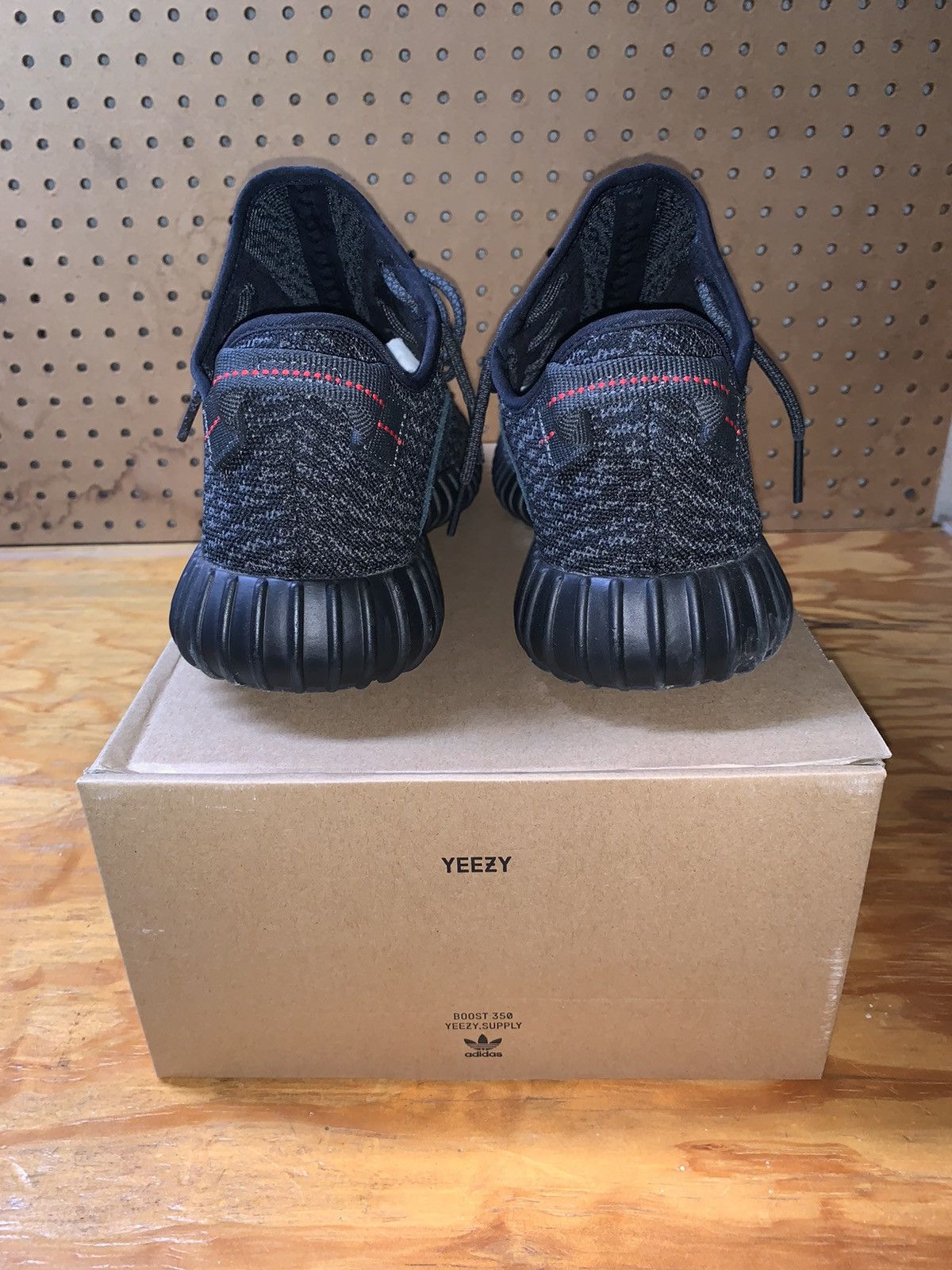 Adidas Yeezy Boost 350 Pirate Black 2015 Size US 11 / EU 44 - 2 Thumbnail