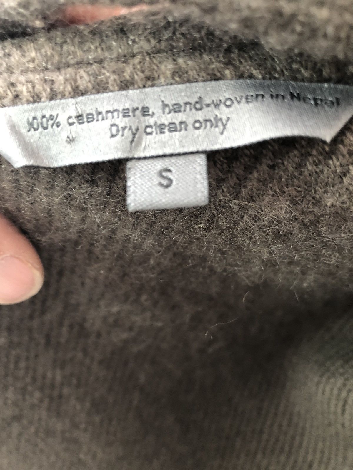 Other 100% cashmere sweater/ jacket by Denis Colomb Size US S / EU 44-46 / 1 - 6 Thumbnail