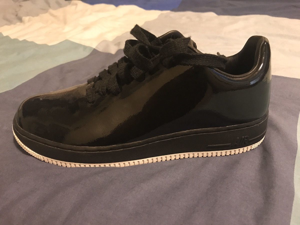 Nike Air Force 1 Supreme Black | White Size US 10.5 / EU 43-44 - 1 Thumbnail