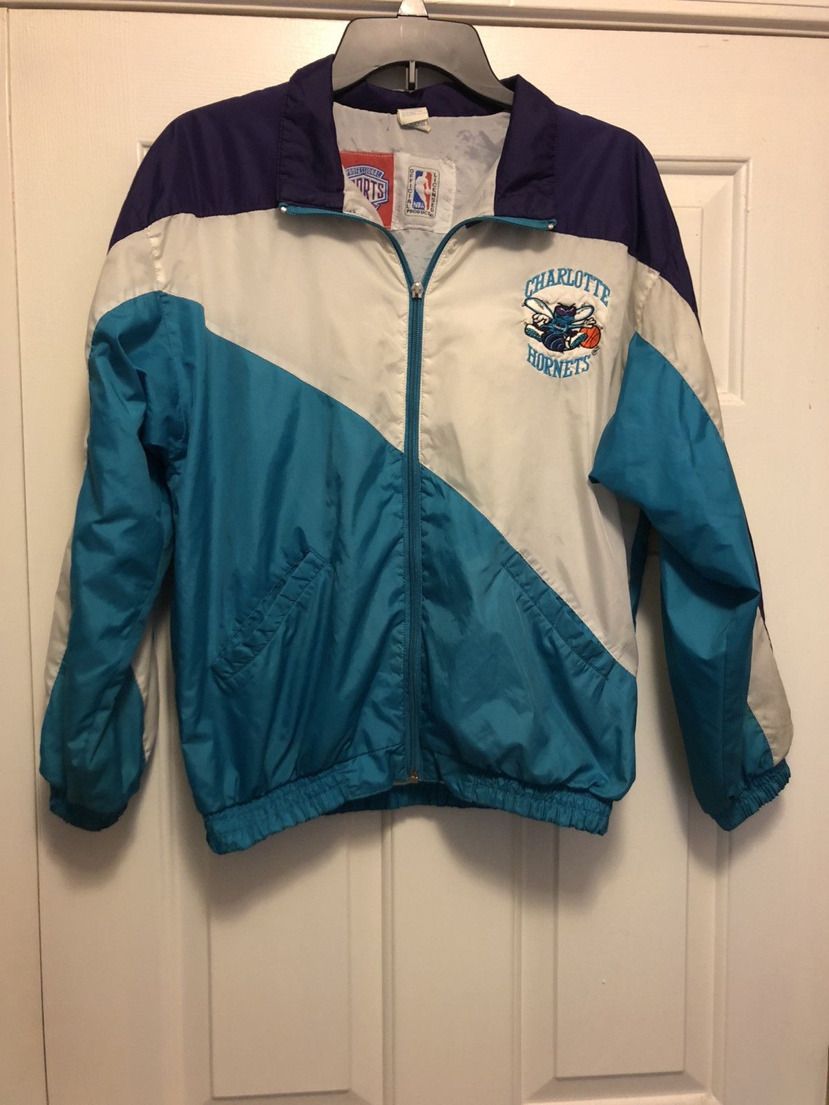 Vintage Charlotte Hornets Windbreaker 