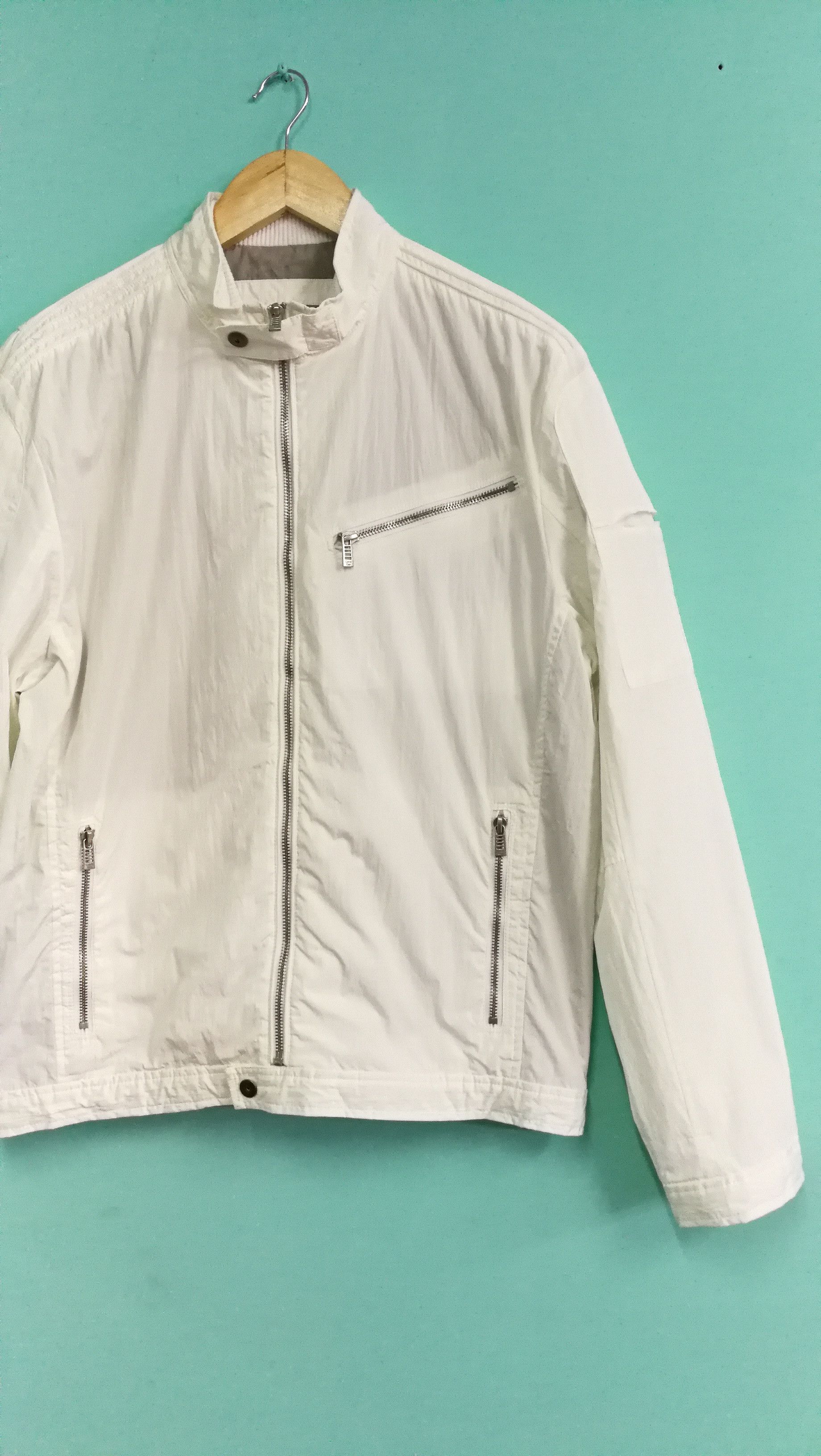CALVIN KLEIN JACKET WHITE COLOUR