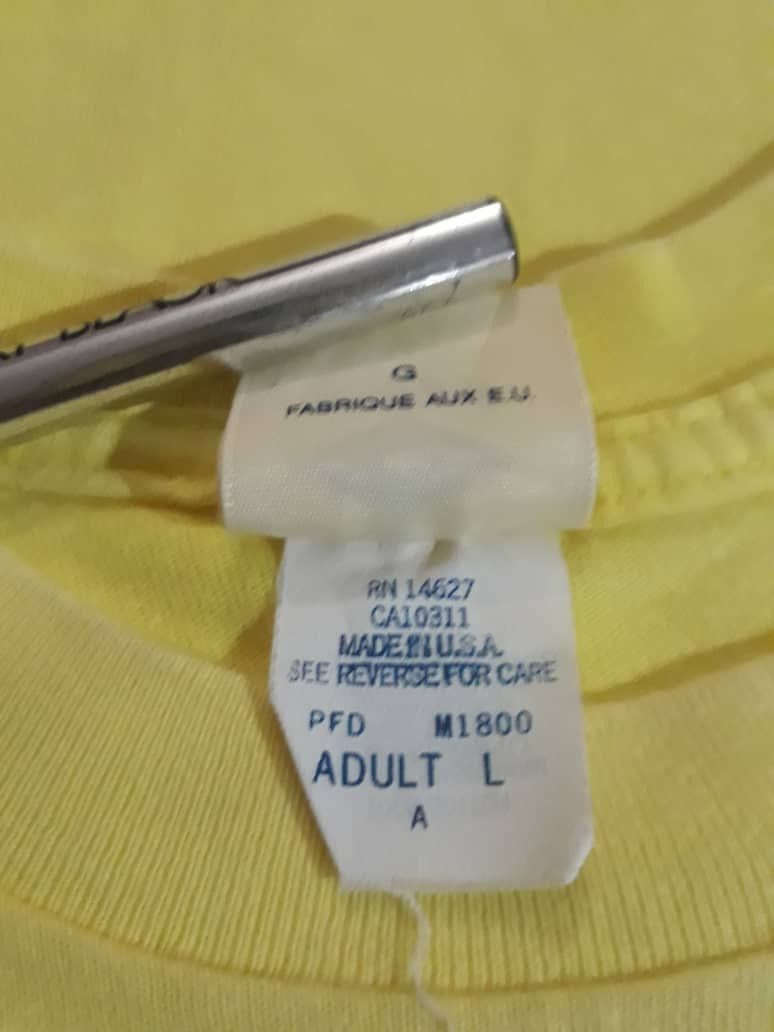 Umbro VINTAGE UMBRO Yellow Tees Made In U.S.A Size US L / EU 52-54 / 3 - 6 Thumbnail