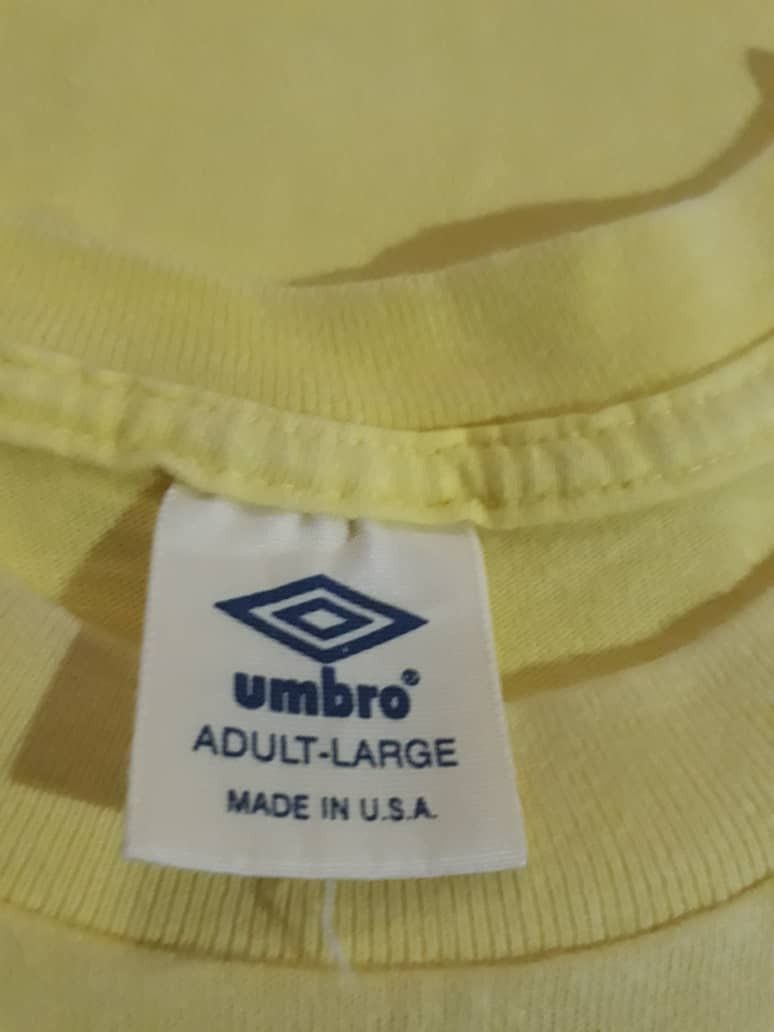 Umbro VINTAGE UMBRO Yellow Tees Made In U.S.A Size US L / EU 52-54 / 3 - 4 Thumbnail