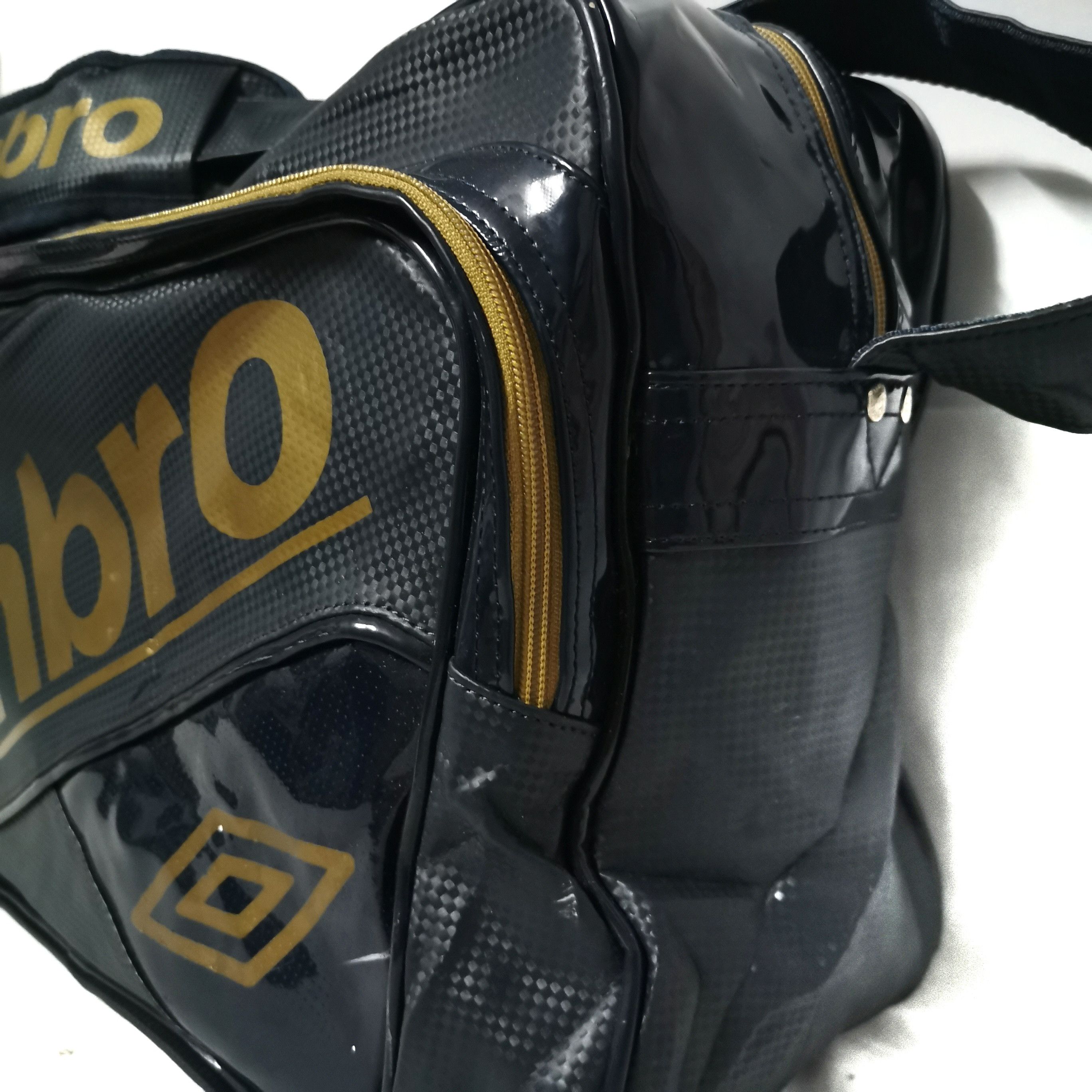 Umbro sling bag sales