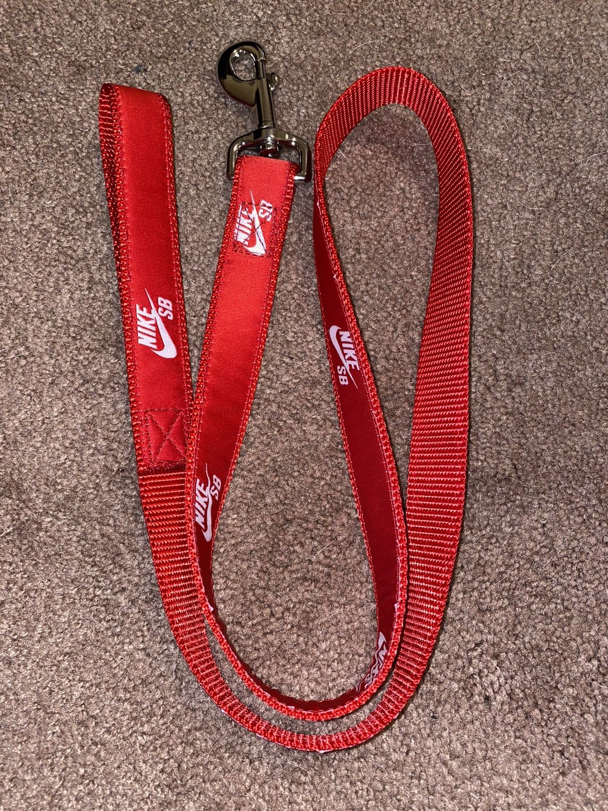 Nike sb sale dog leash