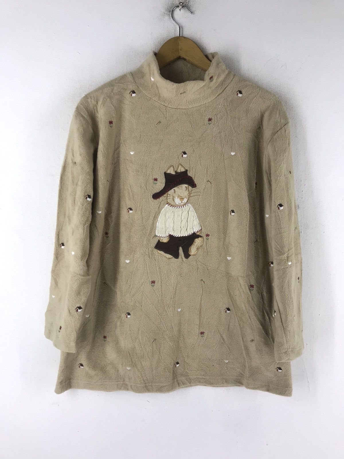Japanese Brand SWEATSHIRT FLEECE CONNIE LUIS RABBIT EMBROIDERY Size US M / EU 48-50 / 2 - 1 Thumbnail