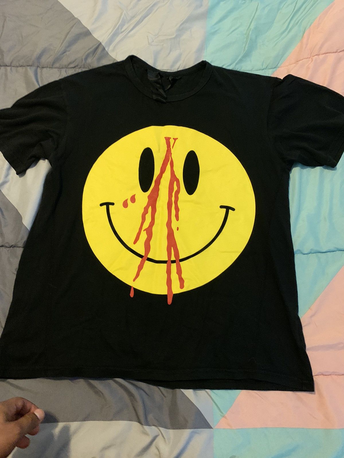 Vlone Vlone Smiley Face Tee Size US M / EU 48-50 / 2 - 1 Preview