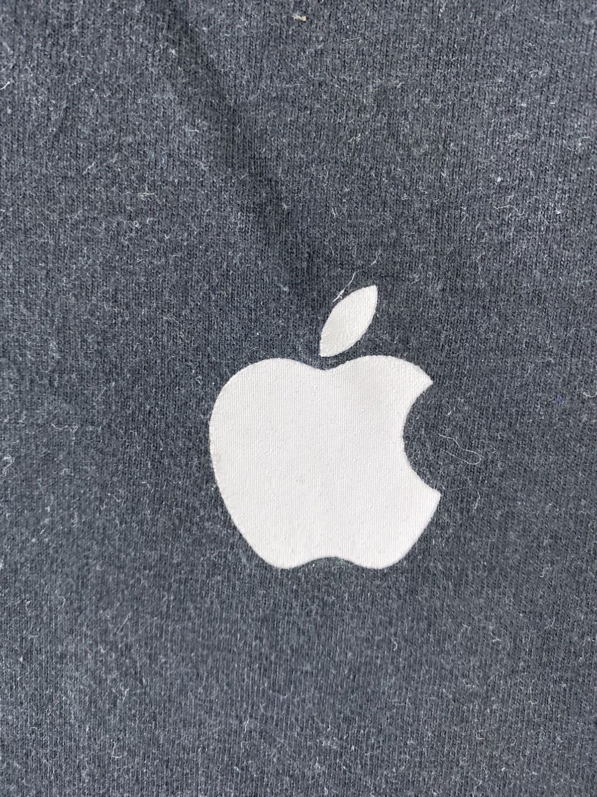 Apple vintage 90s apple computer iphone nice design t-shirts Size US L / EU 52-54 / 3 - 3 Thumbnail