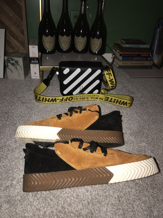 Adidas aw skate 2024 alexander wang sand