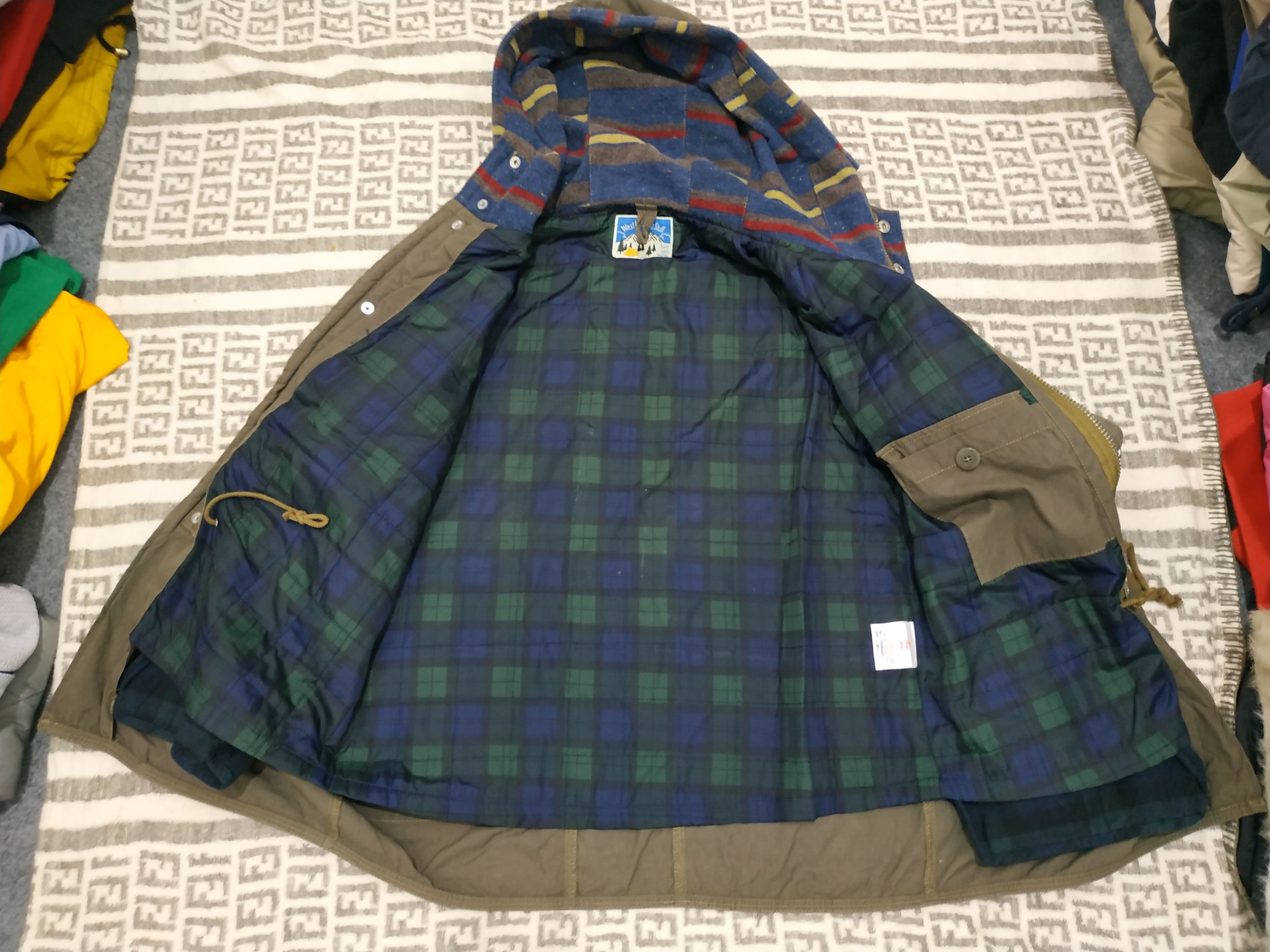 Japanese Brand Japanese Brand US Navy style Parkas Size US M / EU 48-50 / 2 - 5 Thumbnail