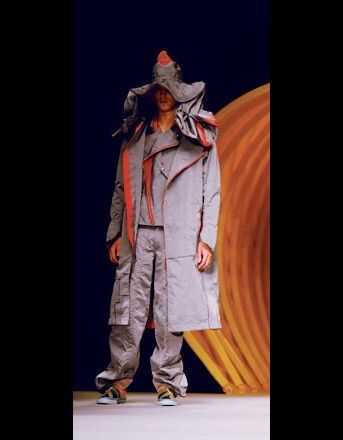 Issey Miyake RARE!! SS2008 Issey Miyake x Dyson 'The Wind