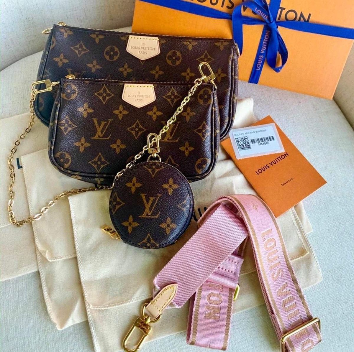 LV 3 IN 1 SET SLING BAG BLACK m64064💓