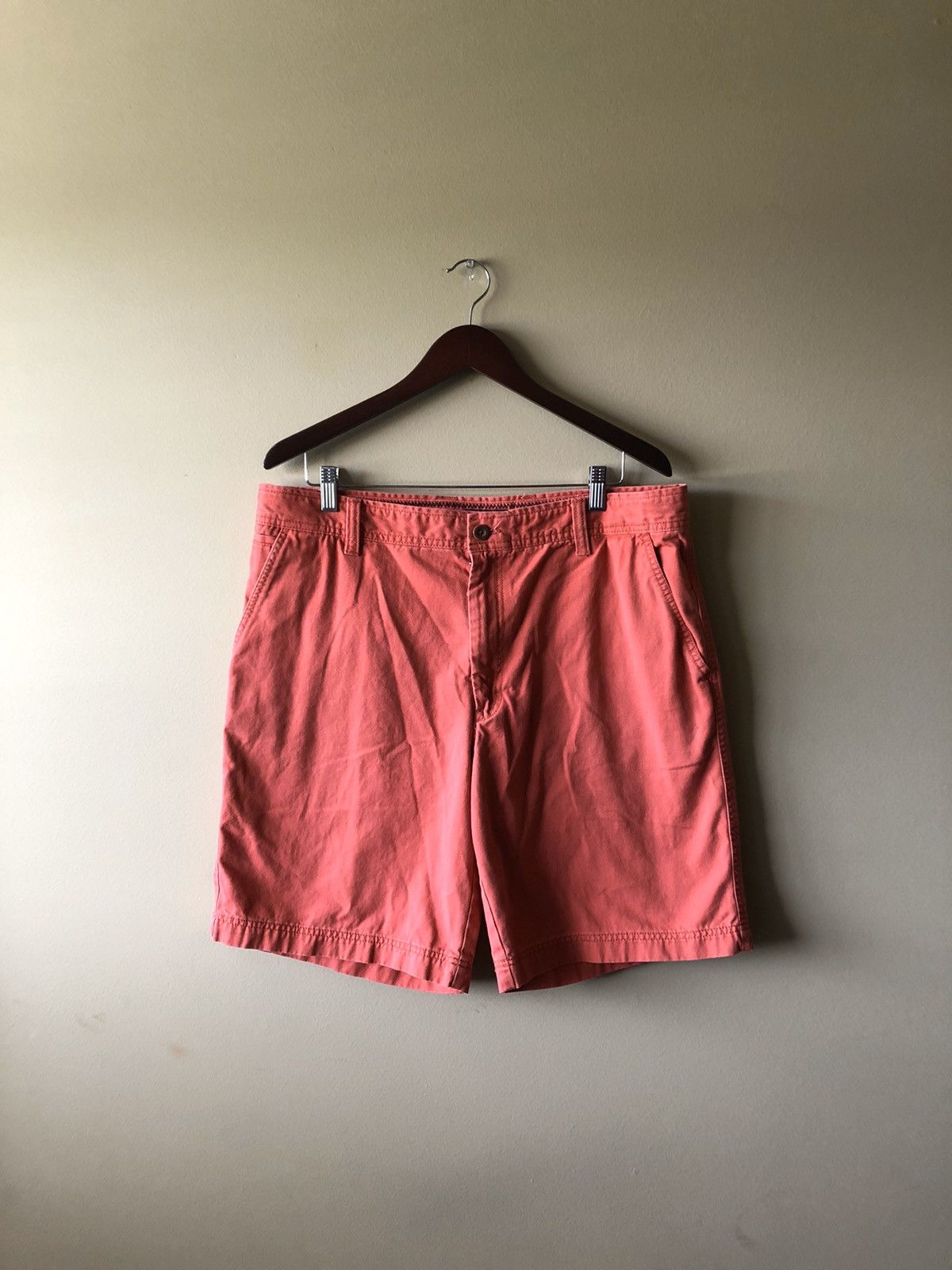 Izod Izod Salmon Shorts | Grailed