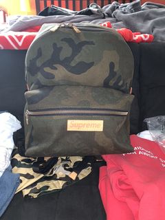 Louis Vuitton x Supreme Apollo Backpack Monogram Camo