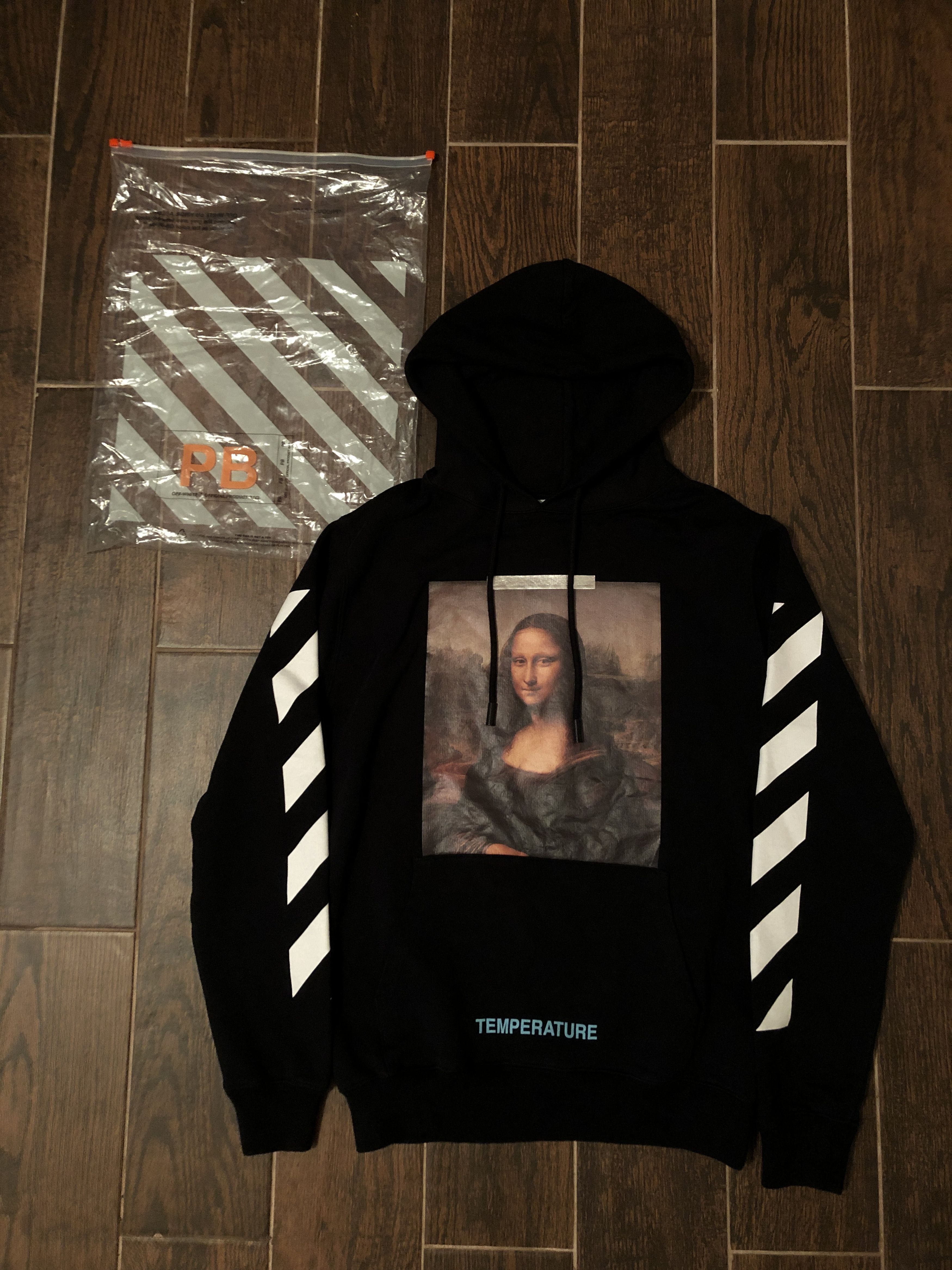 MONALISA OVER HOODIE in black