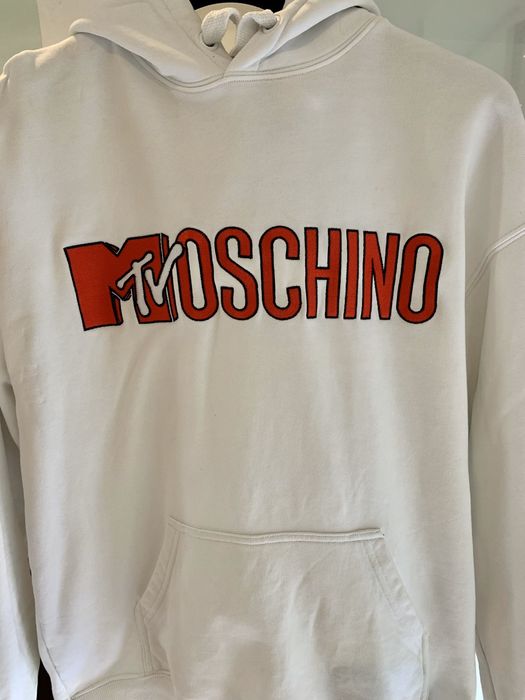 H&m moschino best sale white hoodie