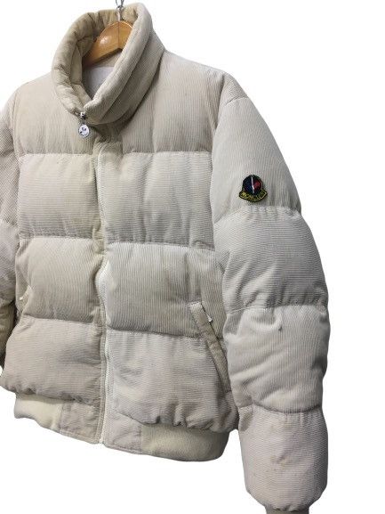 Moncler Vintage Moncler Puffer Curduroy Jacket Size US M / EU 48-50 / 2 - 2 Thumbnail
