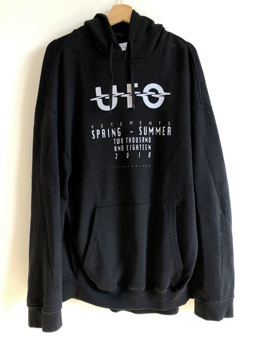 Vetements hot sale ufo hoodie