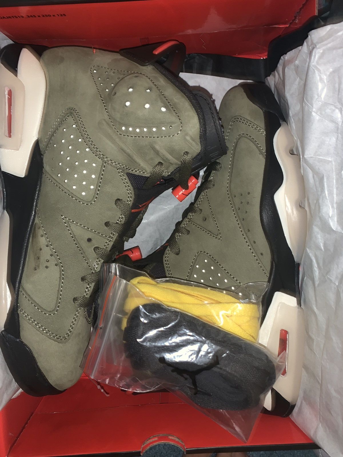 travis scott jordan 6s