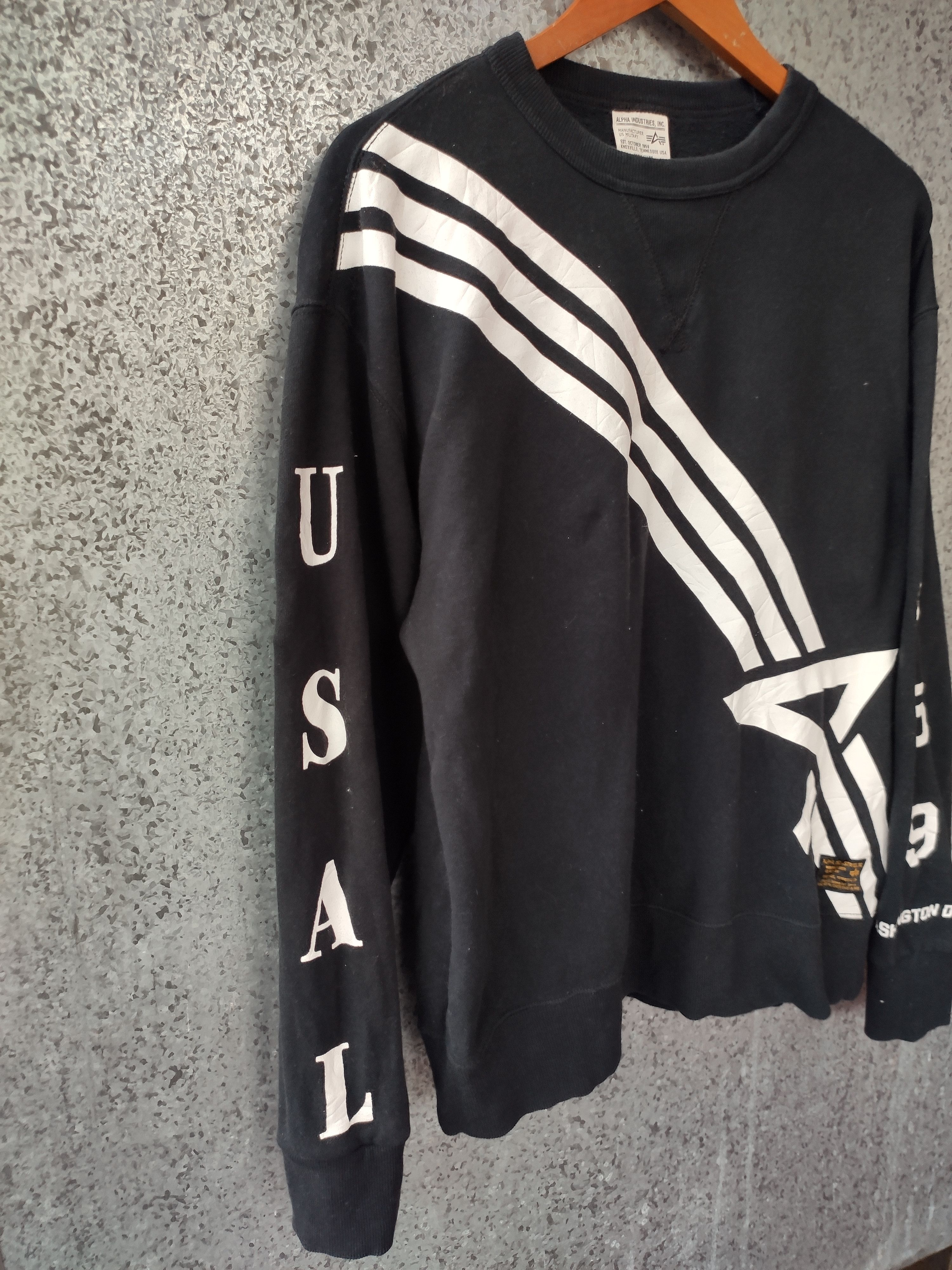 Alpha Industries Alpha Industries sweatshirt big logo Size US M / EU 48-50 / 2 - 4 Thumbnail