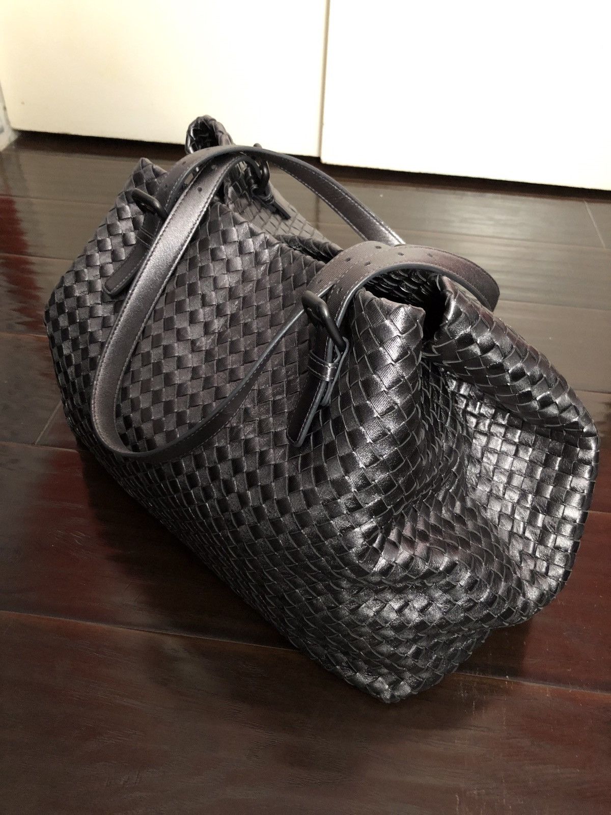 Bottega Veneta Shiny Gray Handbag