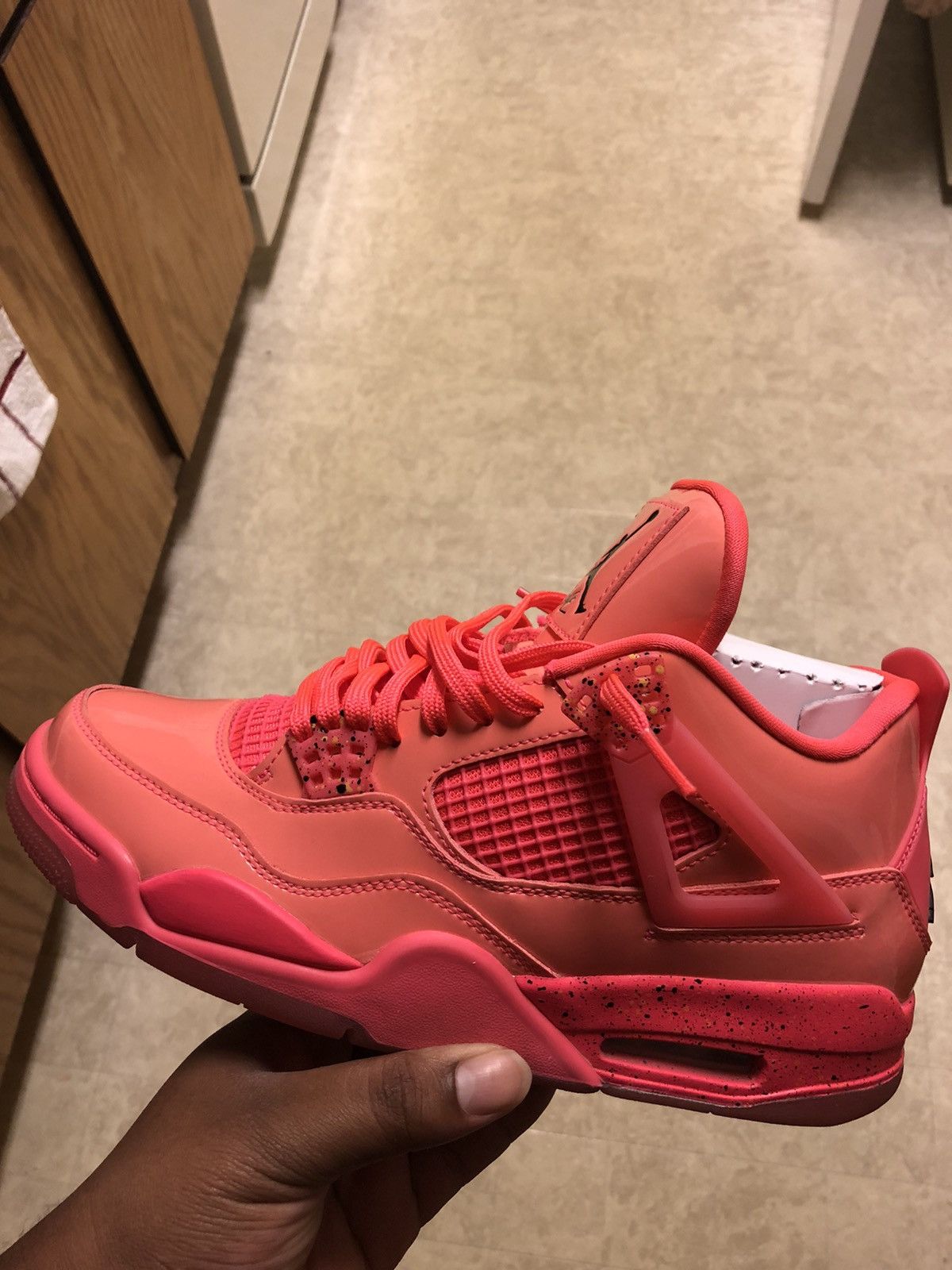 retro 4 jordans hot punch