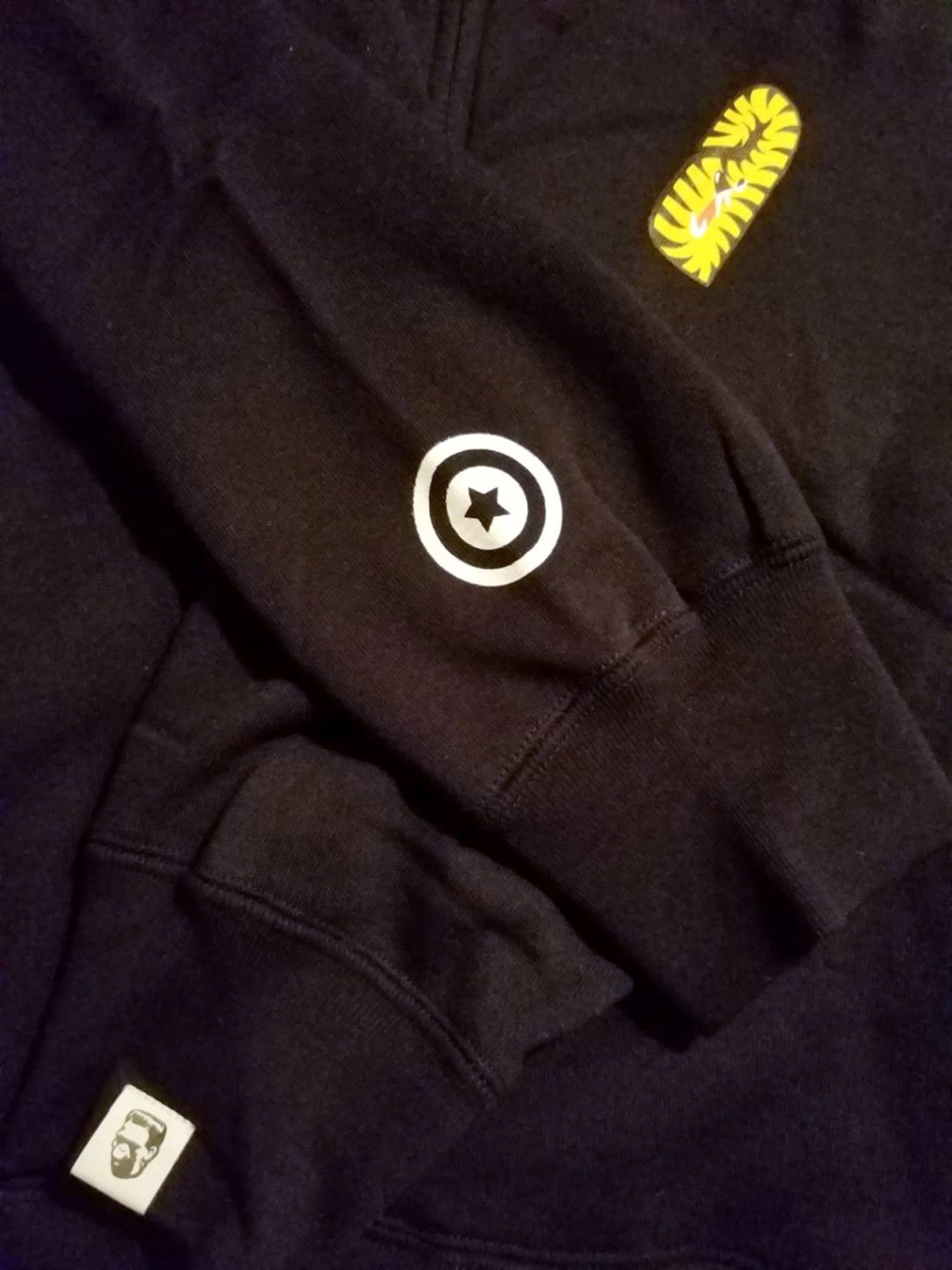 Bape Nigos Favorite Shop Black Thermal Shark Size US L / EU 52-54 / 3 - 5 Thumbnail