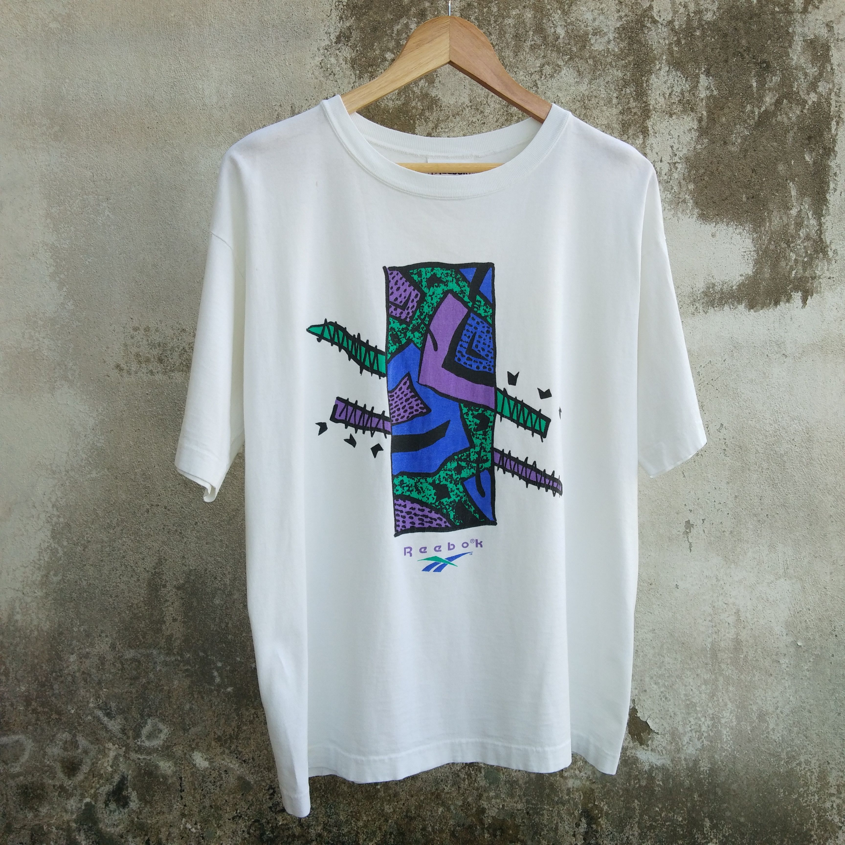Vintage Reebok Printed T-shirt - L