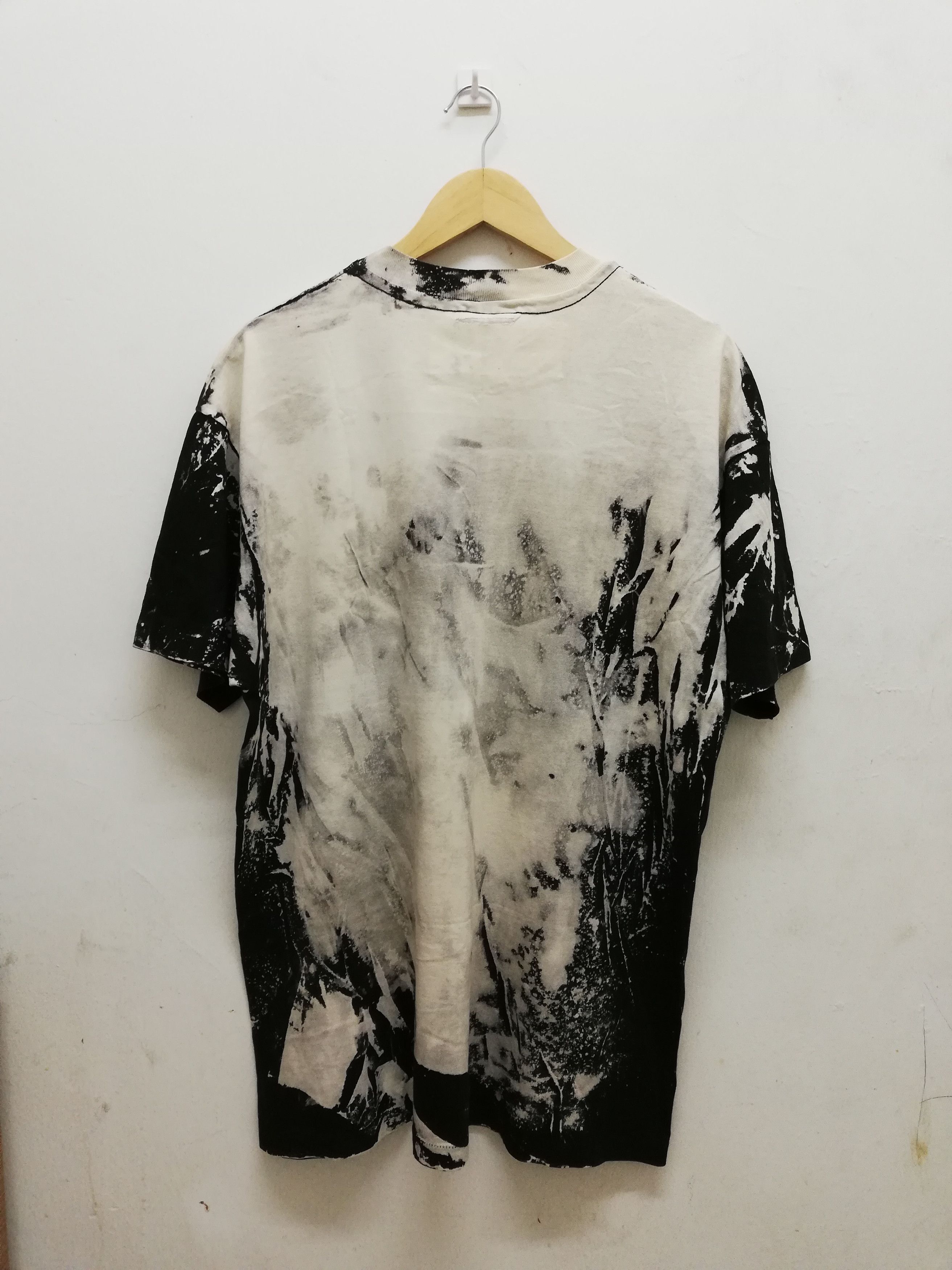 Vintage VINTAGE 90s MALCOLM X Mosquitohead Acid Wash Shirt Size US XL / EU 56 / 4 - 4 Thumbnail
