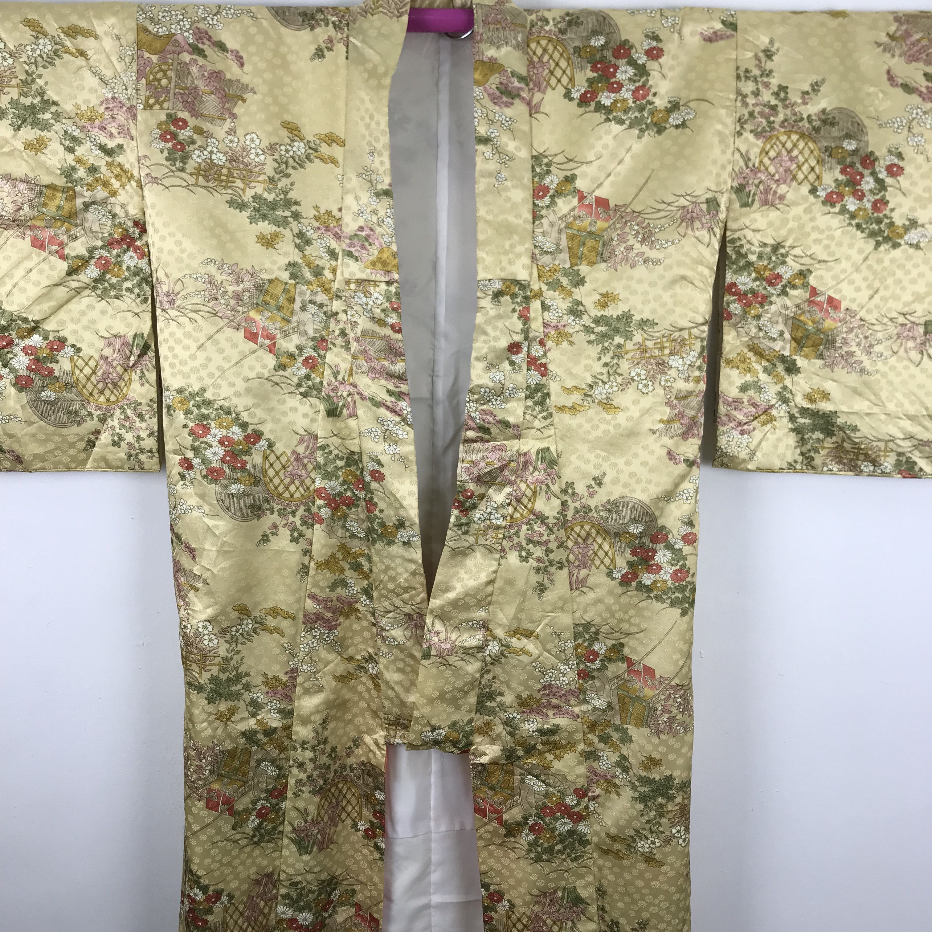 Other U10 ROYAL FLOWER DESIGN LONG KIMONO SILK Size US M / EU 48-50 / 2 - 3 Thumbnail