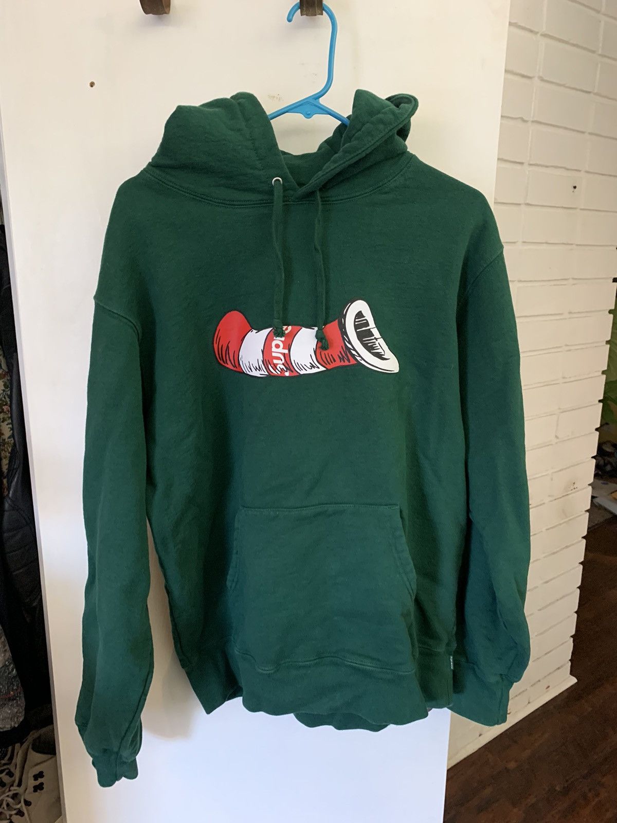 Supreme Supreme Dark Green Cat in the Hat Hooded Sweatshirt sz L Size US L / EU 52-54 / 3 - 1 Thumbnail