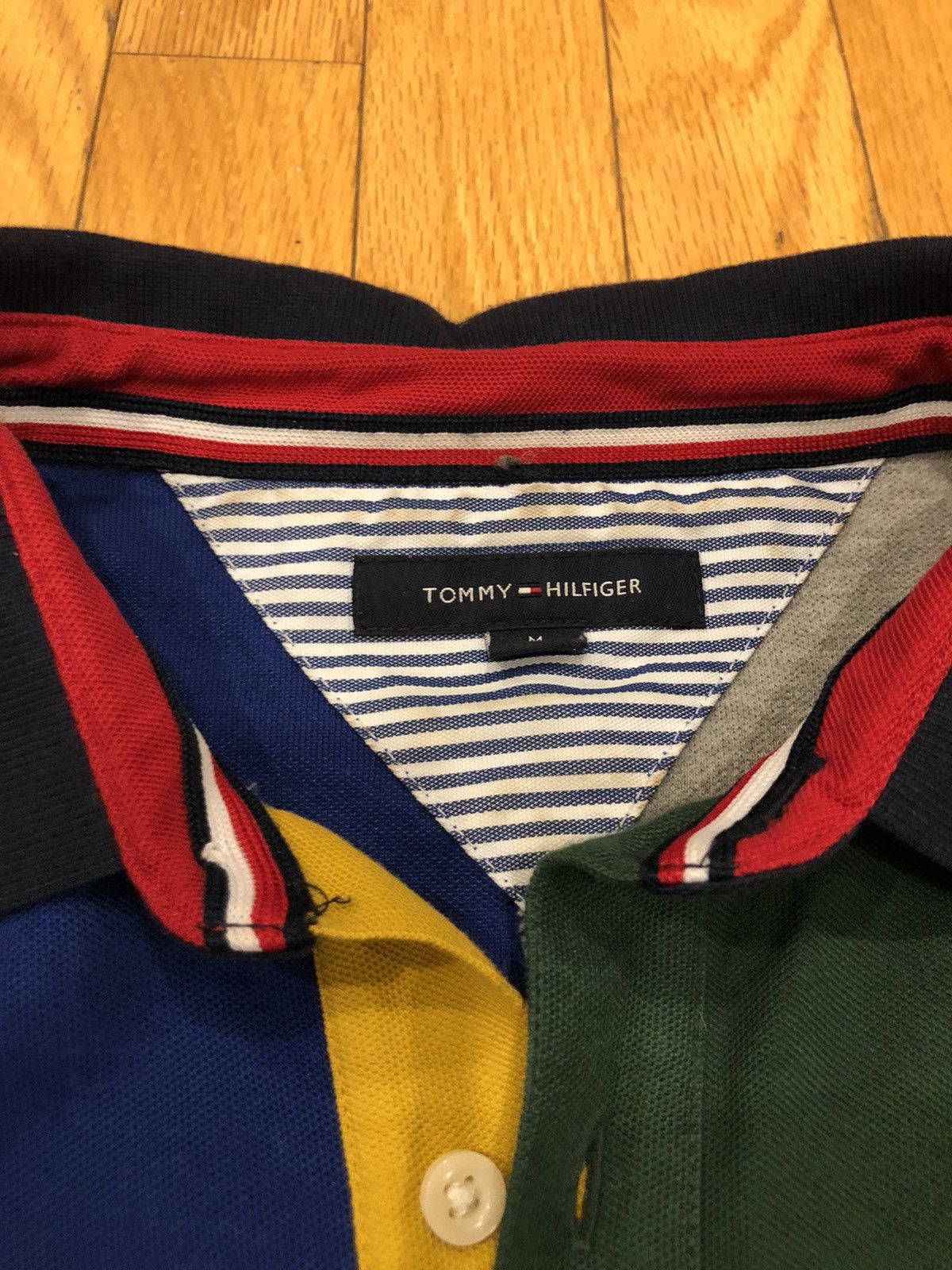 Tommy Hilfiger Tommy Hilfiger multi coloured polo Size US M / EU 48-50 / 2 - 2 Thumbnail