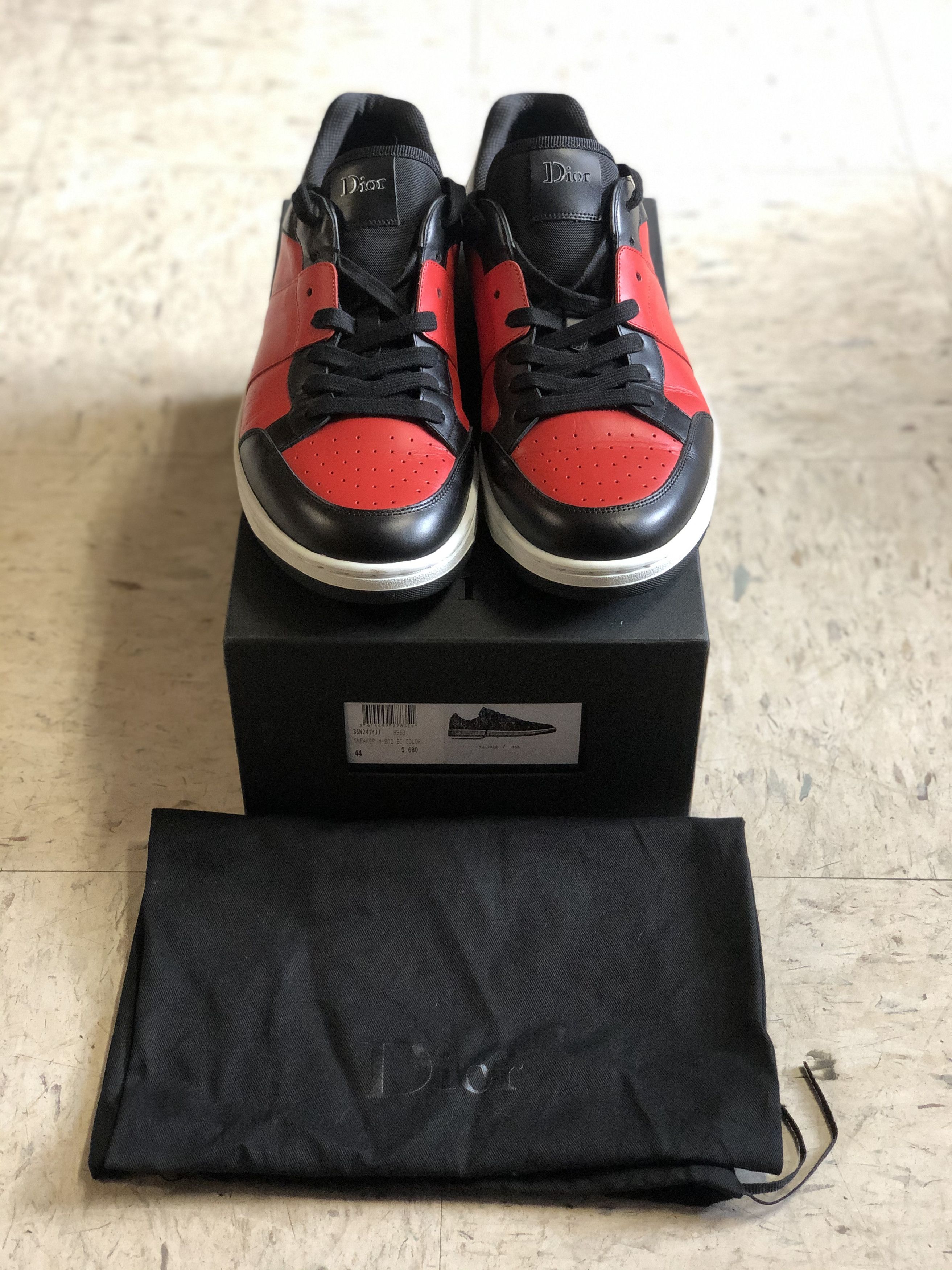 Dior Dior low Bred US fits 9.5/10 EU 44 Size US 10.5 / EU 43-44 - 1 Thumbnail