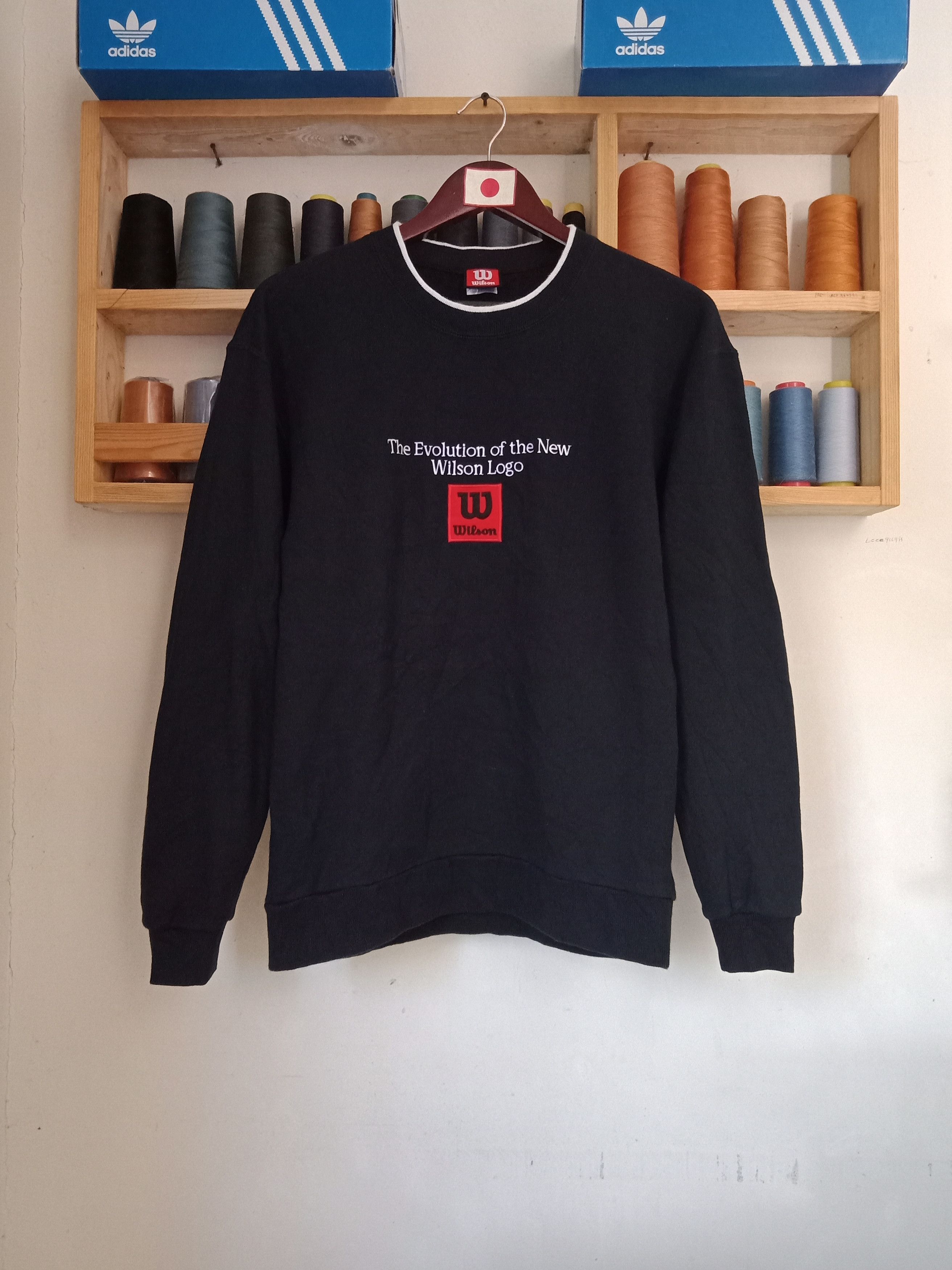 Wilson Vintage Wilson Sweatshirt Big Logo Spell Out Size US S / EU 44-46 / 1 - 1 Thumbnail
