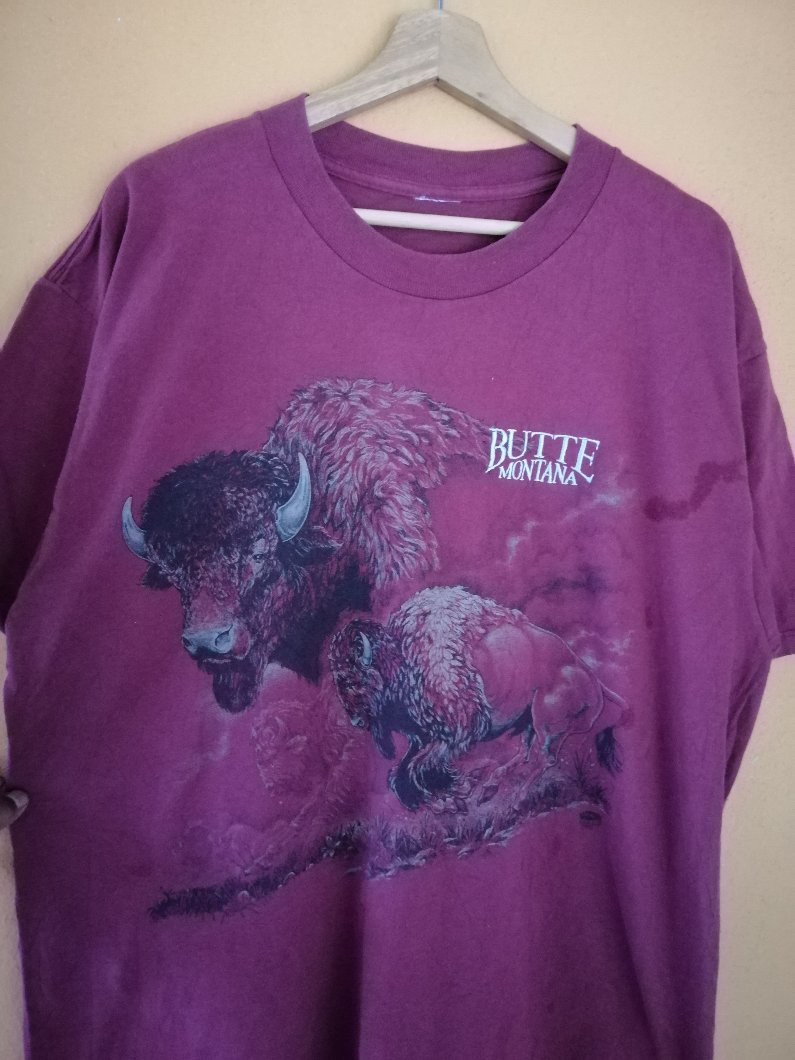 Vintage Vintage 90s Butte Montana Animal Tshirt Size US L / EU 52-54 / 3 - 5 Thumbnail