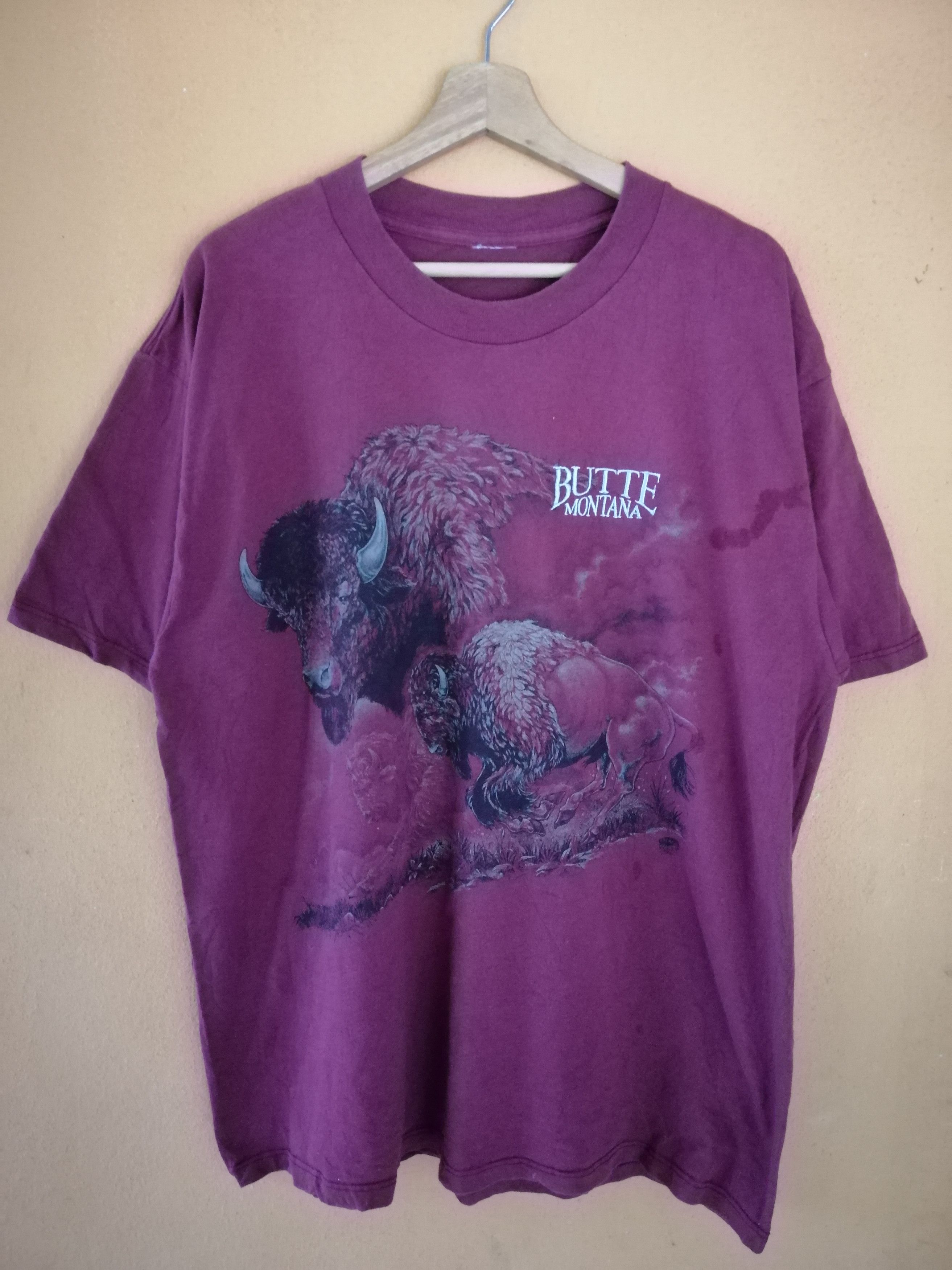 Vintage Vintage 90s Butte Montana Animal Tshirt Size US L / EU 52-54 / 3 - 1 Thumbnail