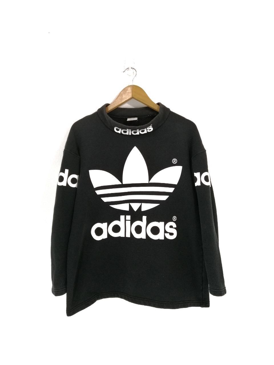 Adidas Vintage 90s Adidas Sweatshirt Big Logo Design Size US M / EU 48-50 / 2 - 1 Thumbnail