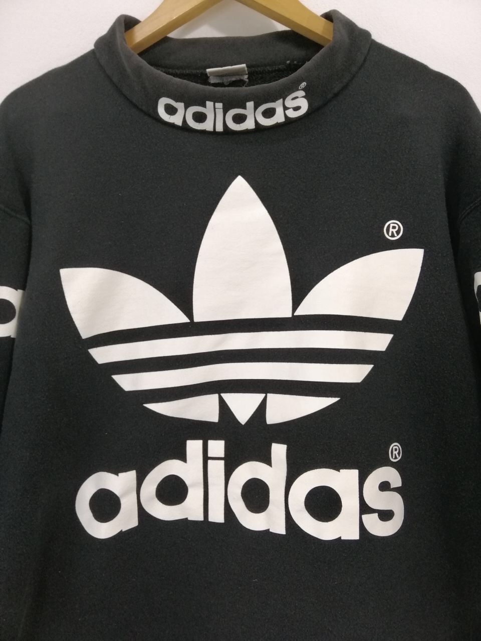 Adidas Vintage 90s Adidas Sweatshirt Big Logo Design Size US M / EU 48-50 / 2 - 3 Thumbnail