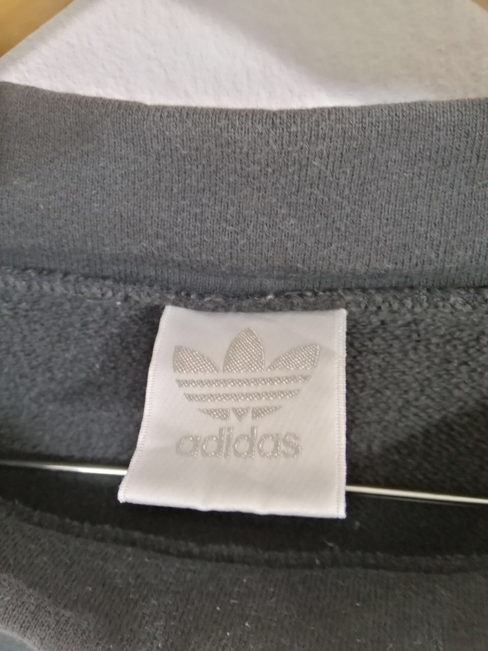 Adidas Vintage 90s Adidas Sweatshirt Big Logo Design Size US M / EU 48-50 / 2 - 5 Thumbnail
